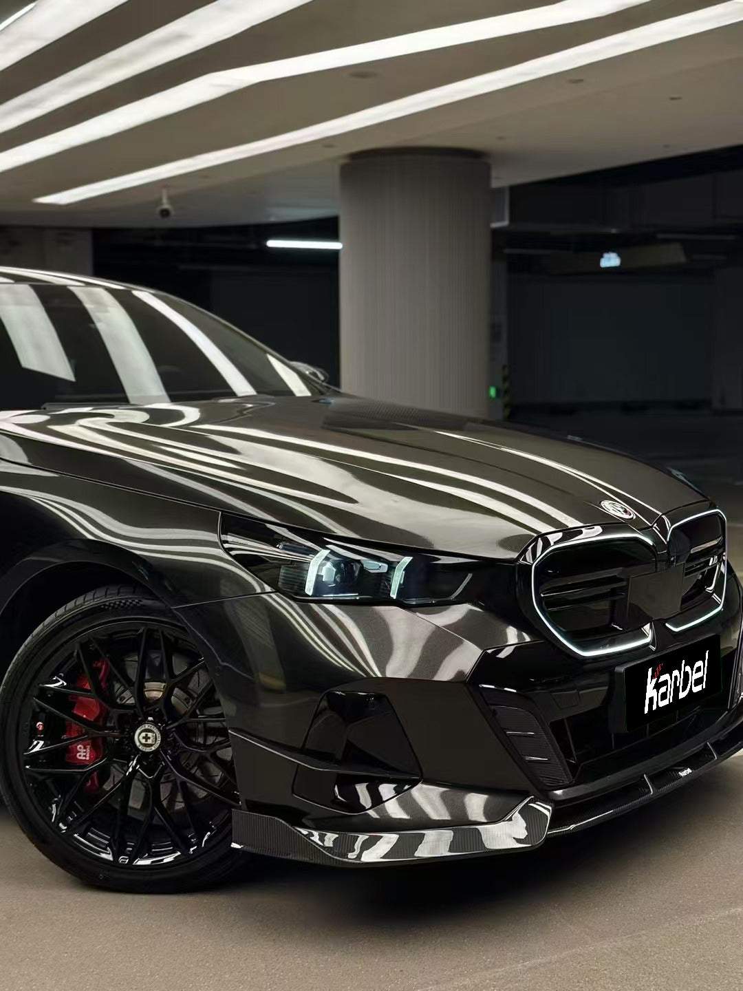 BMW i5 xDrive40 / i5 eDrive40 (with M-package bumper, does not fit base mode) / i5 M60 G60 G61 2024-ON & 5 Series 540i xDrive / 530i xDrive / 530i (with M-package bumper, does not fit base model) / 550e xDrive G60 G61 2024-ON with Aftermarket Parts - Pre-preg Carbon Fiber Front Bumper Lower Center Grill Trim from Karbel Carbon