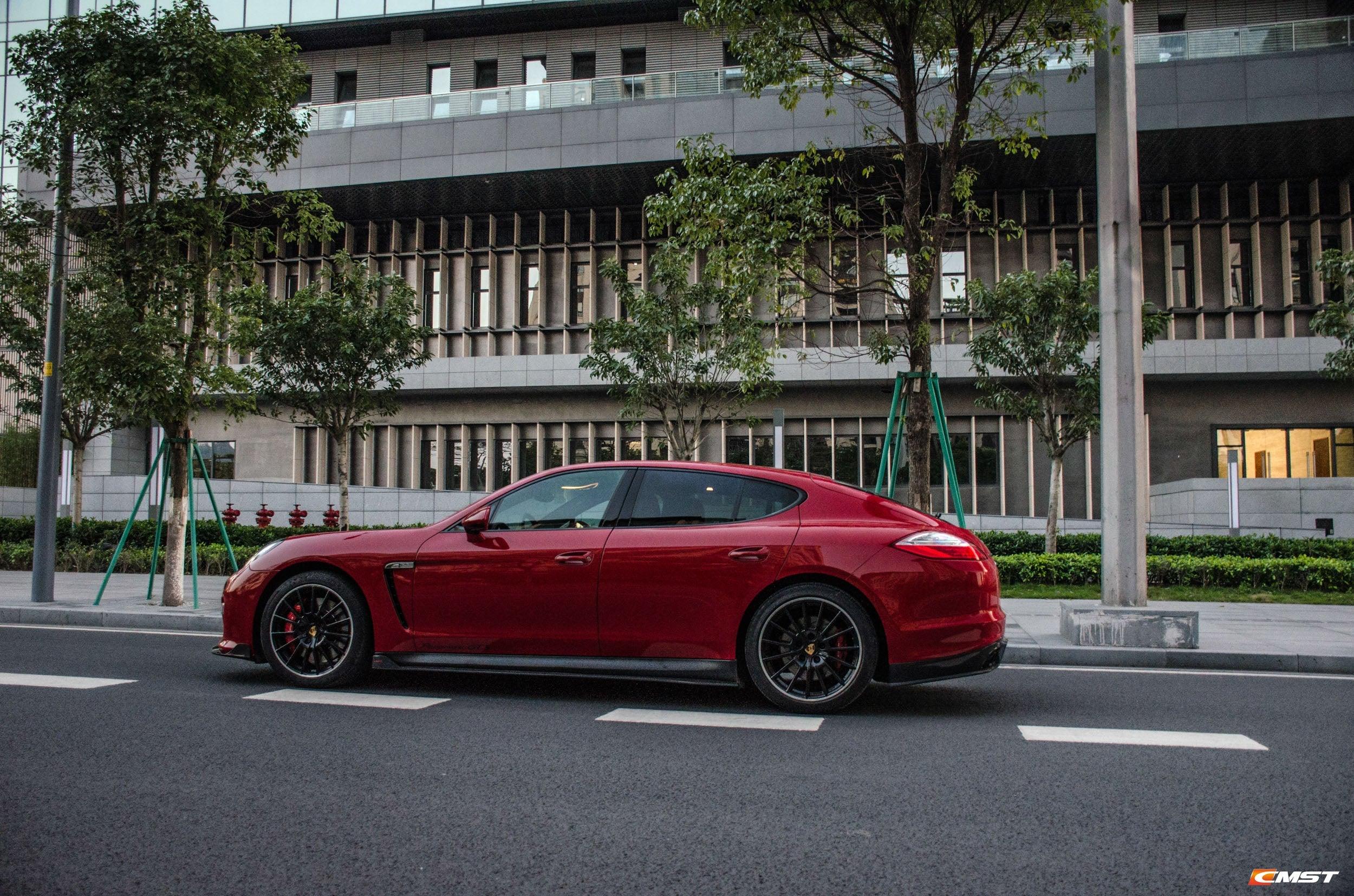 Porsche Panamera 970 970.1 2/4/4S/GTS/Turbo/Turbo S 2010-2013 with Aftermarket Parts - Vacuumed Carbon & FRP Side Skirts from CMST Tuning
