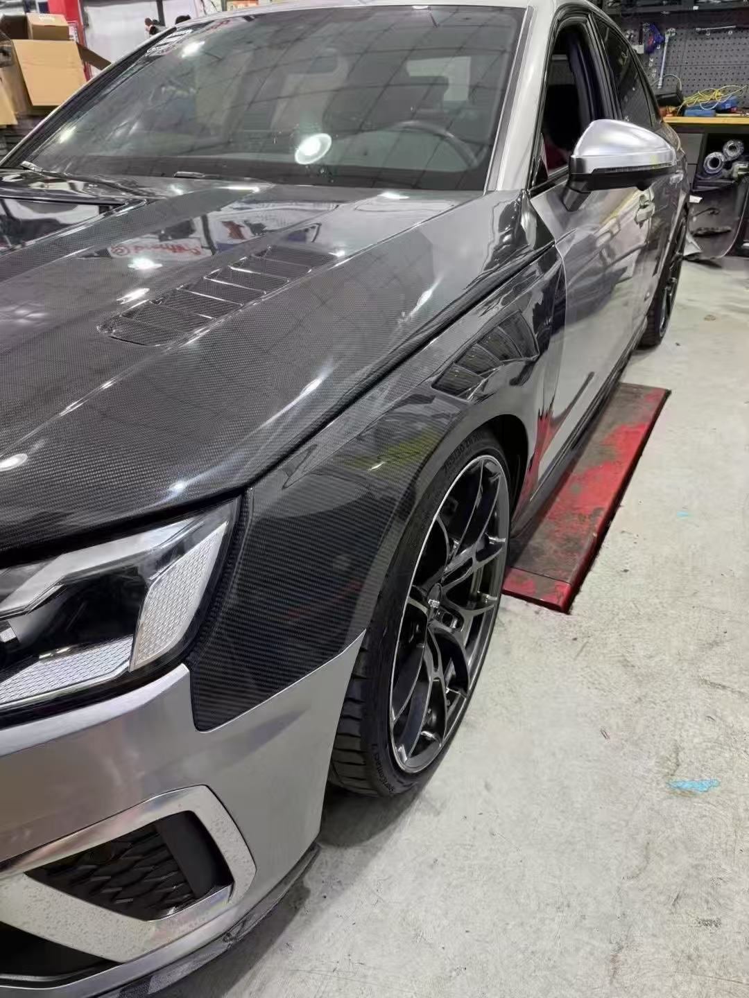 Audi RS4 2018-ON & S4 / A4 / A4 Allroad / A4 Avant B9 B9.5 2017-ON with Aftermarket Parts - V1 Tempered Glass Transparent Style Hood Bonnet Carbon Fiber / FRP from CMST Tuning