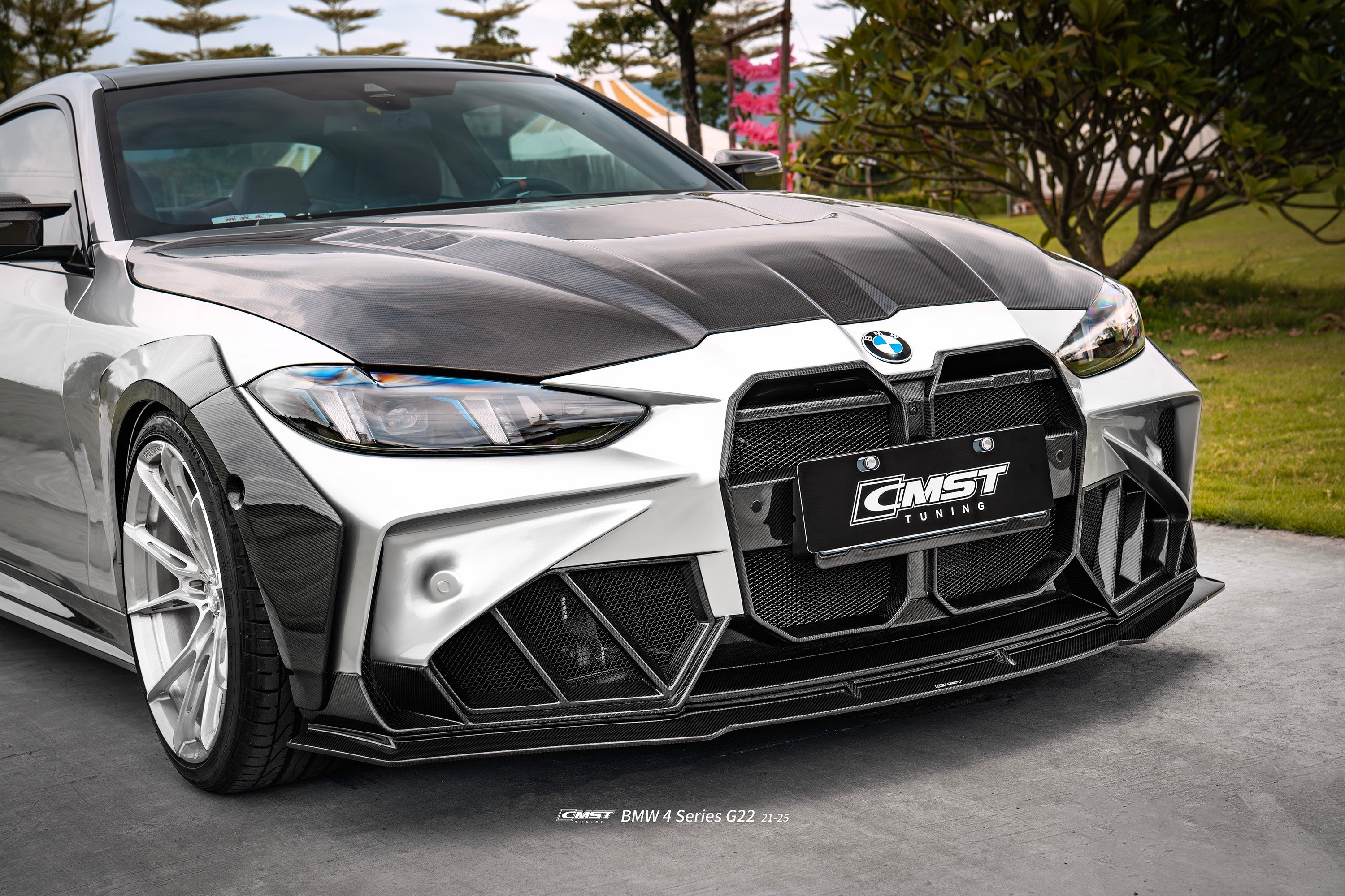 BMW 4 Series M440 430 G22 G23 2020-ON & 4 Series M440 430 G26 2020-ON with Aftermarket Parts - HORIZON Front Bumper & Gill Carbon Fiber / FRP from CMST Tuning