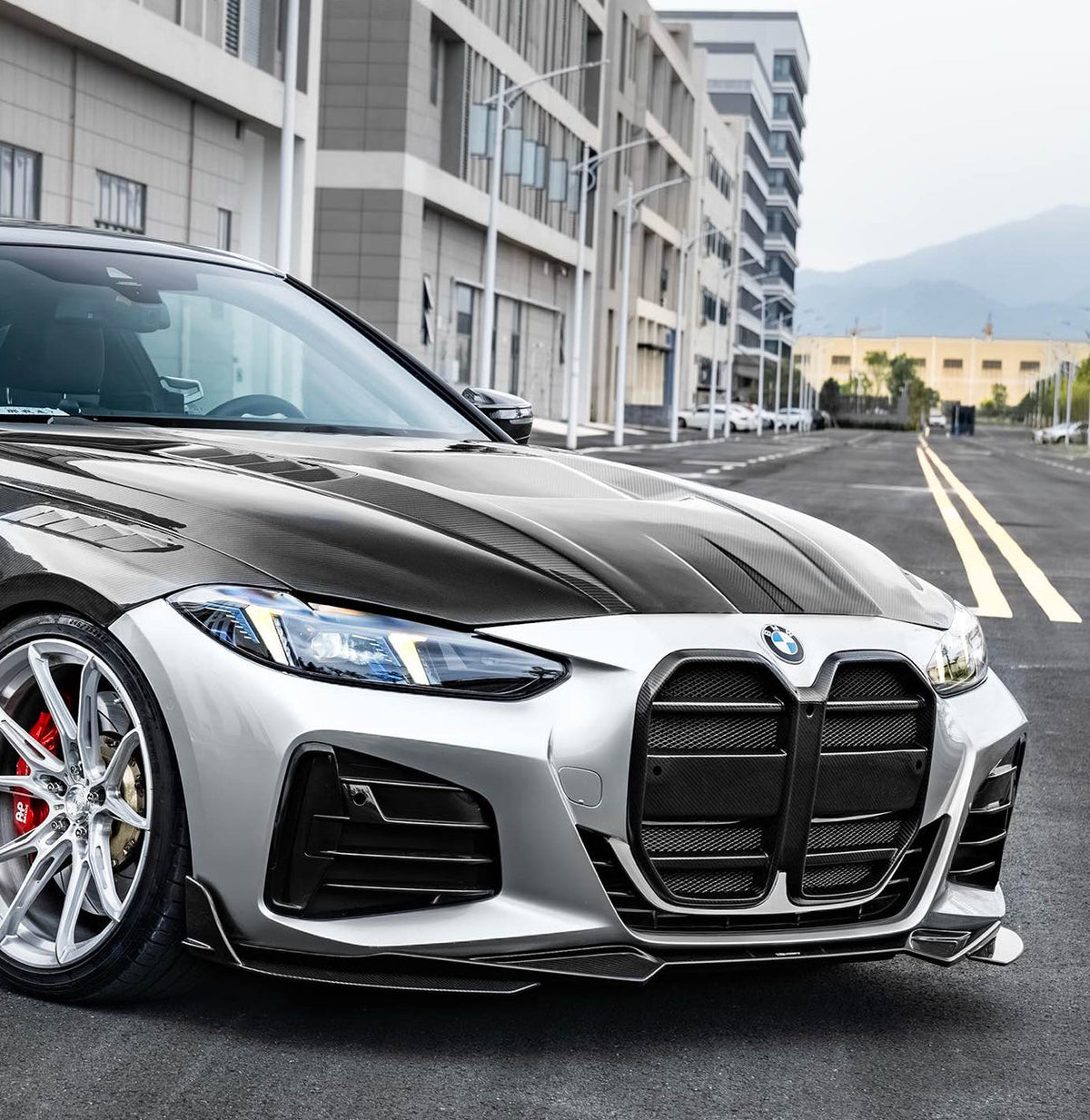 BMW 4 Series M440 430 G22 G23 2020-ON with CMST Tuning's Aftermarket Parts - Front Lip Dry Pre-preg Carbon Fiber / FRP. A complete transformation of style and performance.