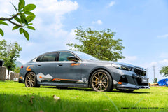 BMW 5 Series 530 540 &amp; i5 e/x Drive40 M60 G60 G61 2024-ON with Aftermarket Parts - Side Skirts Dry Pre-preg Carbon Fiber / FRP