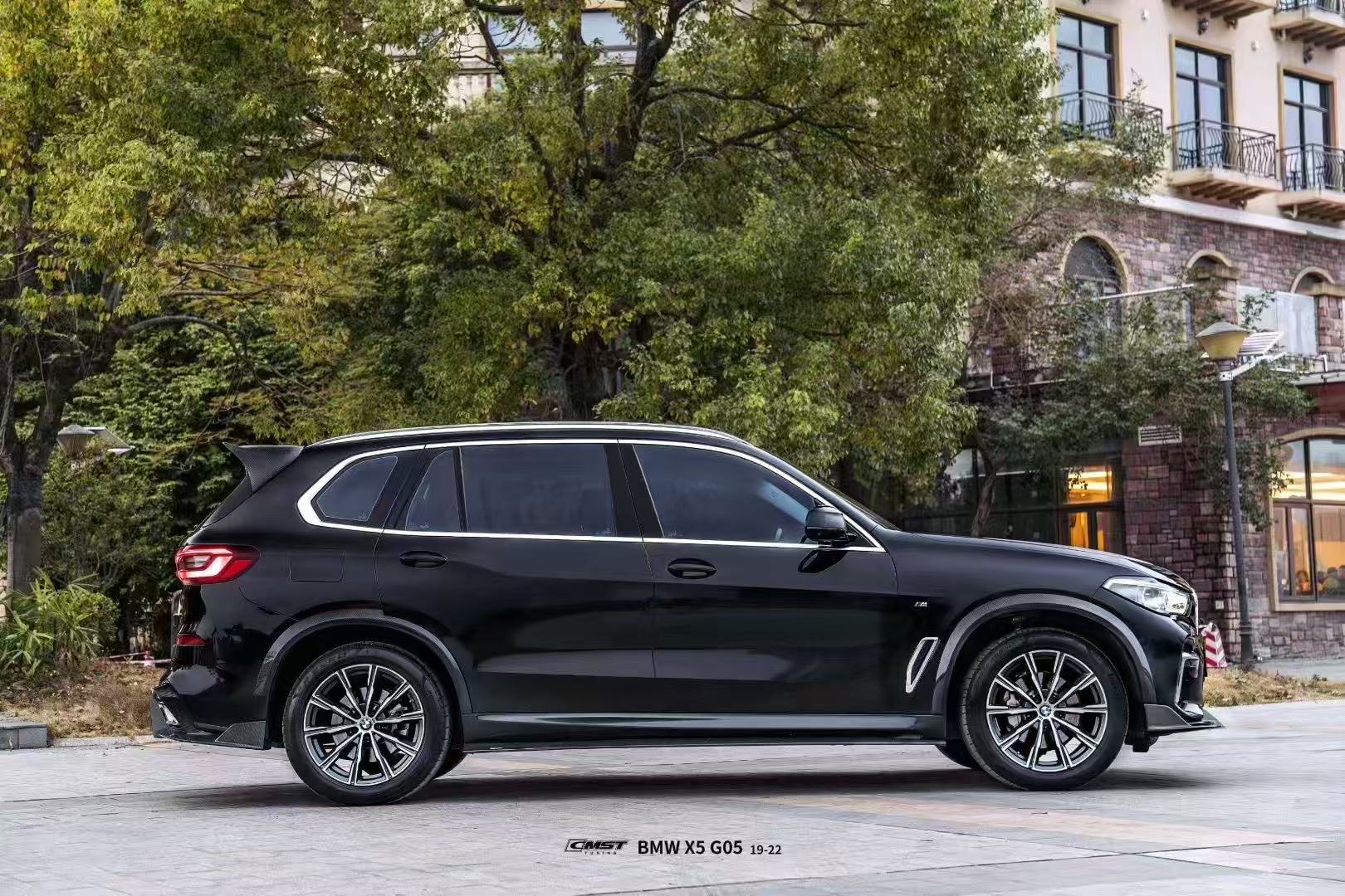 BMW X5 G05 LCI 2024-ON with Aftermarket Parts - Fenders & Wheel Arches Pre-preg Carbon Fiberfrom CMST Tuning