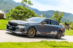 BMW i5 xDrive40 / eDrive40 (with M-package bumper, does not fit base mode) / M60 G60 G61 2024-ON &amp; 5 Series 540i xDrive / 530i xDrive / 530i (with M-package bumper, does not fit base model) / 550e xDrive G60 G61 2024-ON with Aftermarket Parts - Front Lip Dry Pre-preg Carbon Fiber / FRP