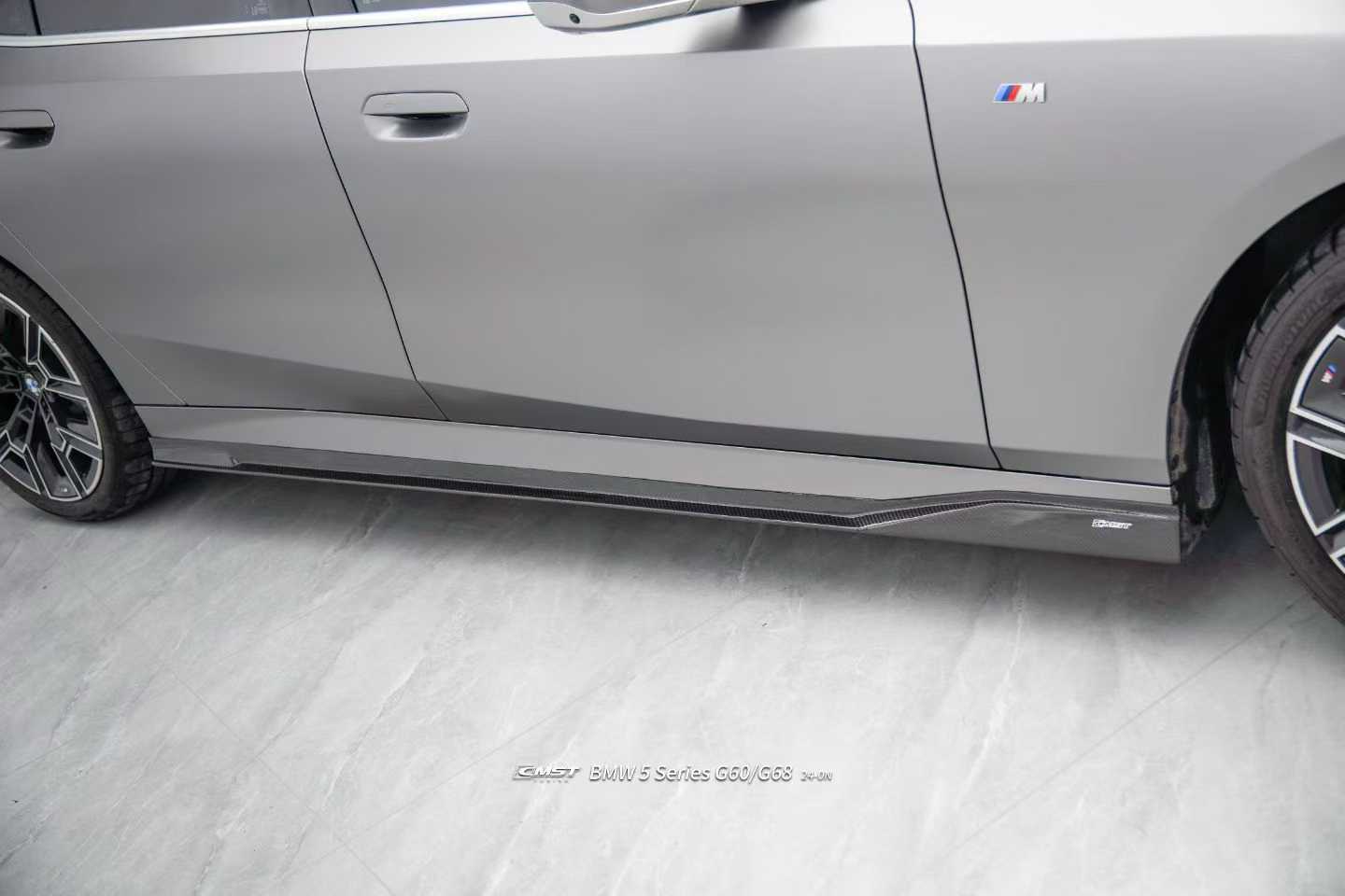 BMW 5 Series 530 540 &amp; i5 e/x Drive40 M60 G60 G61 2024-ON with Aftermarket Parts - Side Skirts Dry Pre-preg Carbon Fiber / FRP