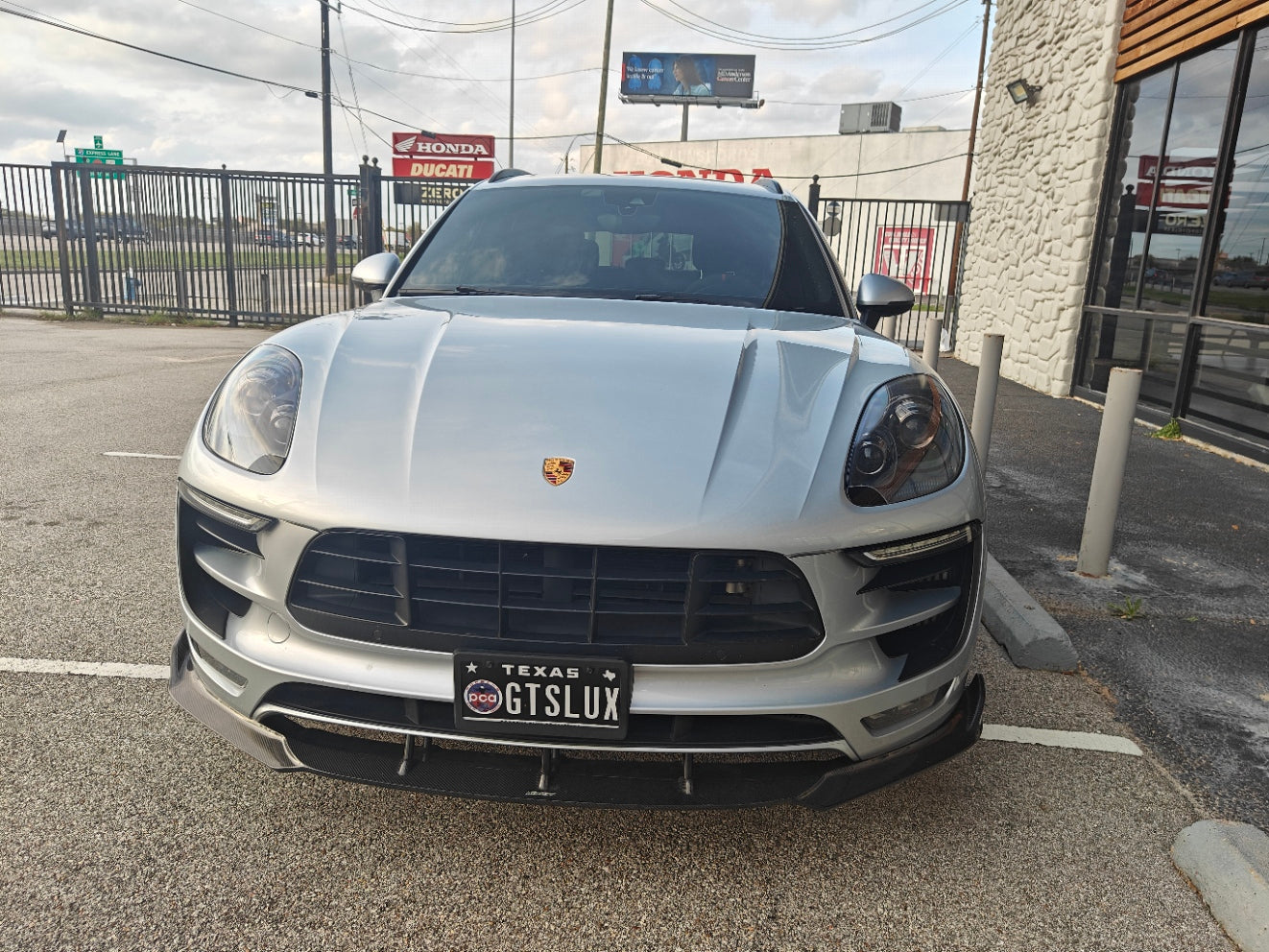 Porsche Macan 95B.1 Base/S 2015-2018 with Aftermarket Parts - Carbon Fiber & FRP Front Lip from CMST Tuning
