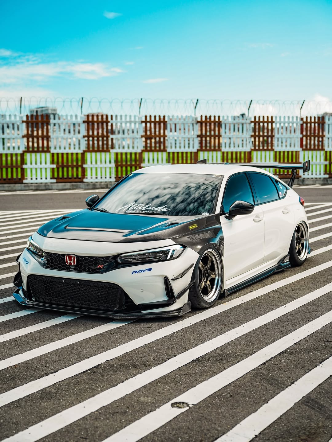 Honda Civic Type-R FL5 2023 2024 with Aftermarket Parts - Front Fenders Pre-preg Carbon Fiber / FRP from CMST Tuning