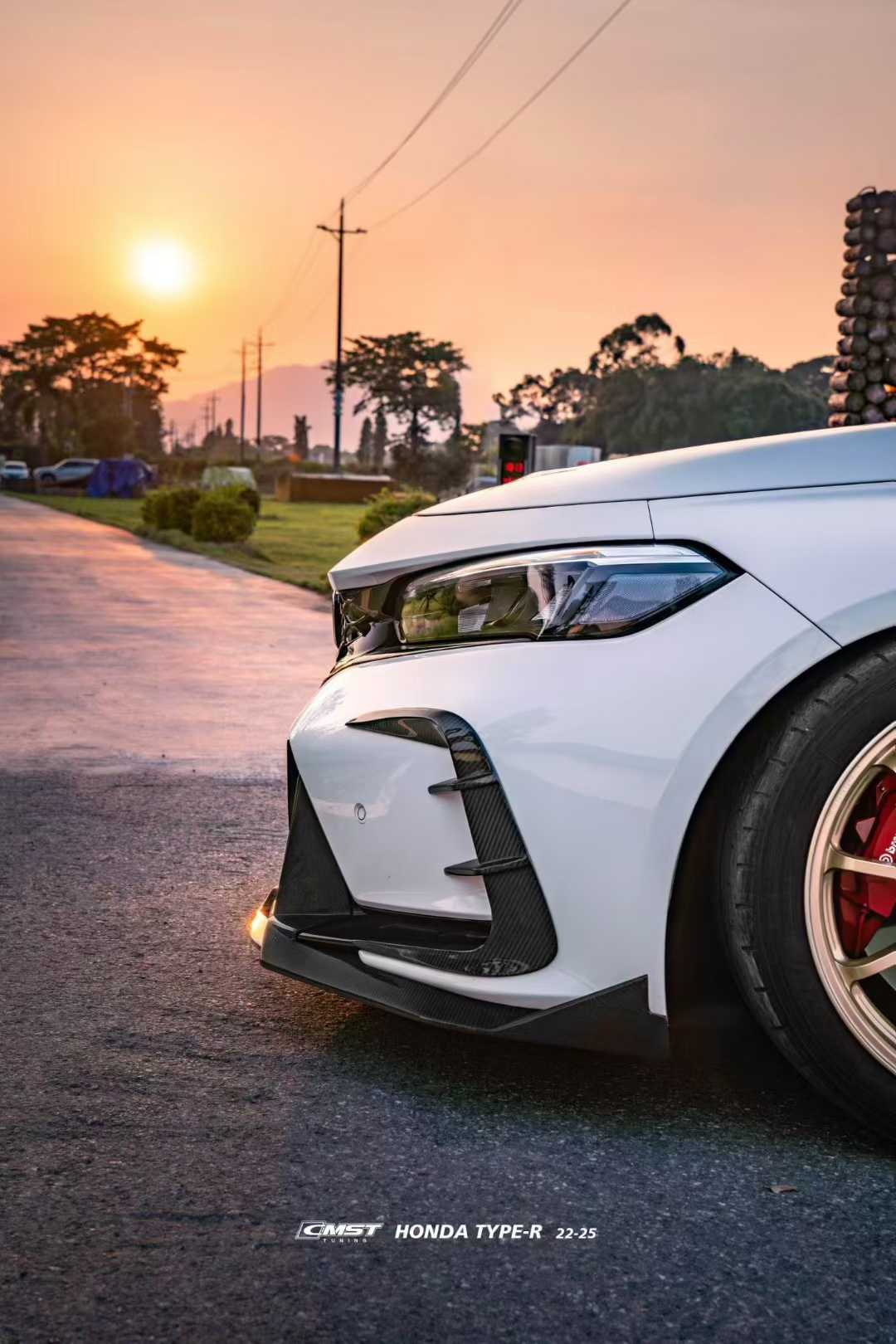 Honda Civic Type-R FL5 2023-ON with Aftermarket Parts - V2 Upper Valences Dry Pre-preg Carbon Fiber / FRP from CMST Tuning