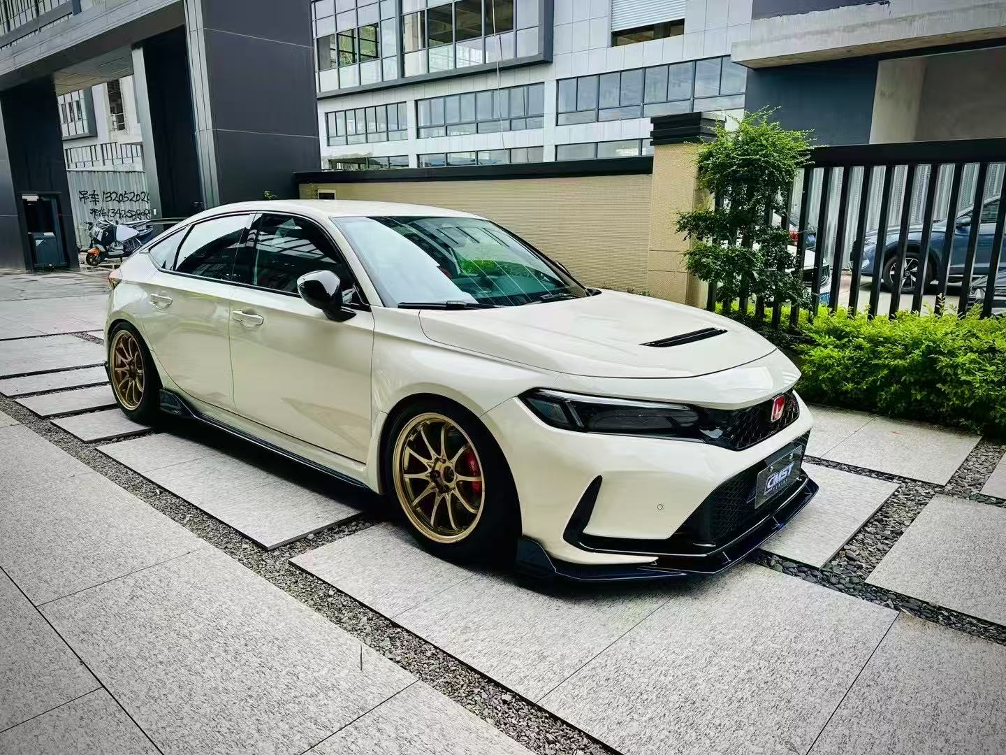Honda Civic Type-R FL5 2023 2024 with Aftermarket Parts - V1 Hood Bonnet Carbon Fiber from CMST Tuning
