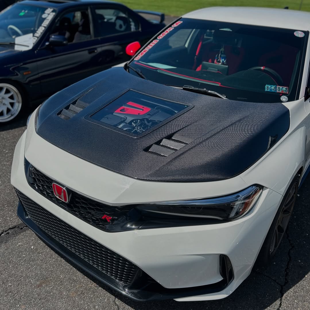 Honda Civic Type-R FL5 2023 2024 with Aftermarket Parts - V2 Clearview Glass Hood Bonnet Carbon Fiber / FRP from CMST Tuning