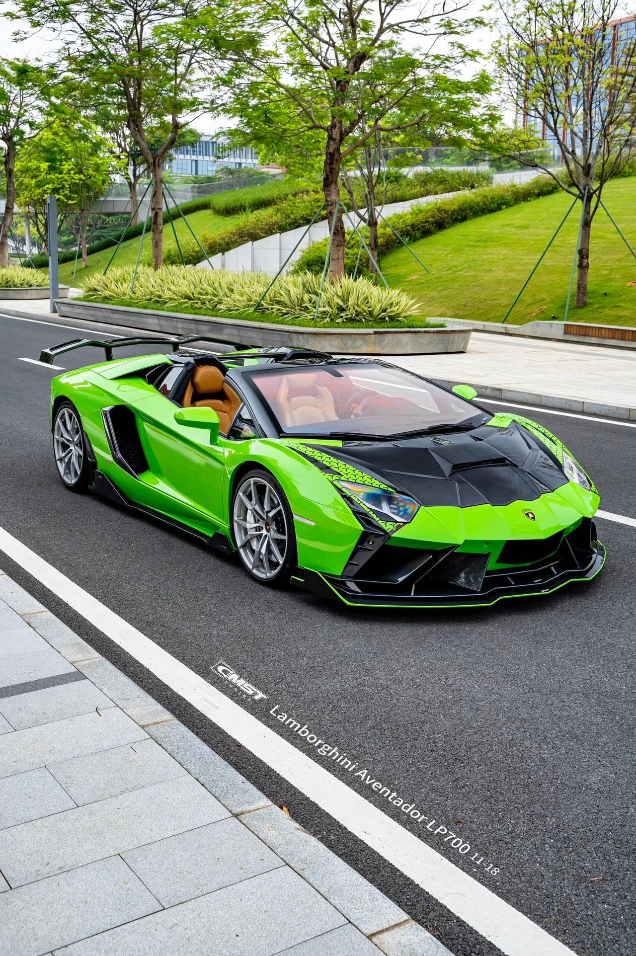 Lamborghini Aventador Base LP700 LP720 S LP740 SV LP750 Ultimate LP780 SVJ LP770 2012 2013 2014 2015 2016 2017 2018 2019 2020 2021 2022 2023 with Aftermarket Parts - Front Fender Carbon Fiber / FRP from CMST Tuning
