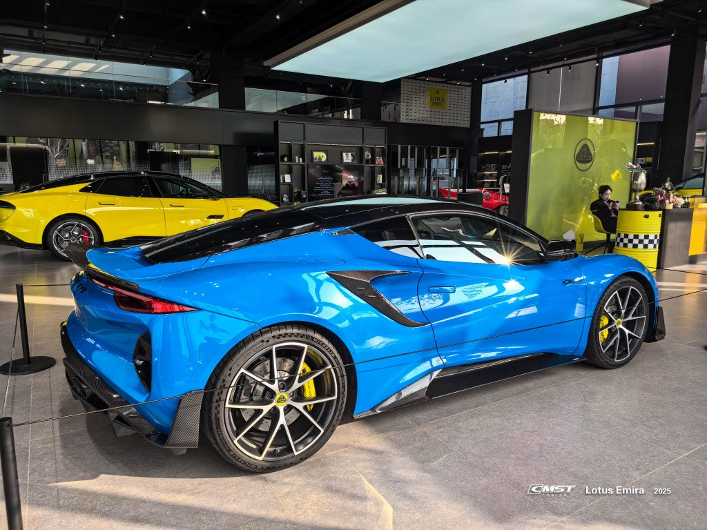 Lotus Emira 3.6 V6 2.0 Four-cylinder 2022-ON with Aftermarket Parts - Side Vents Dry Pre-preg Carbon Fiber / FRP