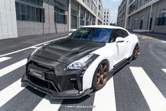 Nissan GTR R35 CBA DBA EBA 2008 2009 2010 2011 2012 2013 2014 2015 2016 2017 2018 2019 2020 2021 2022 2023 2024 with Aftermarket Parts - HORIZON Front Fenders Carbon Fiber / FRP from CMST Tuning