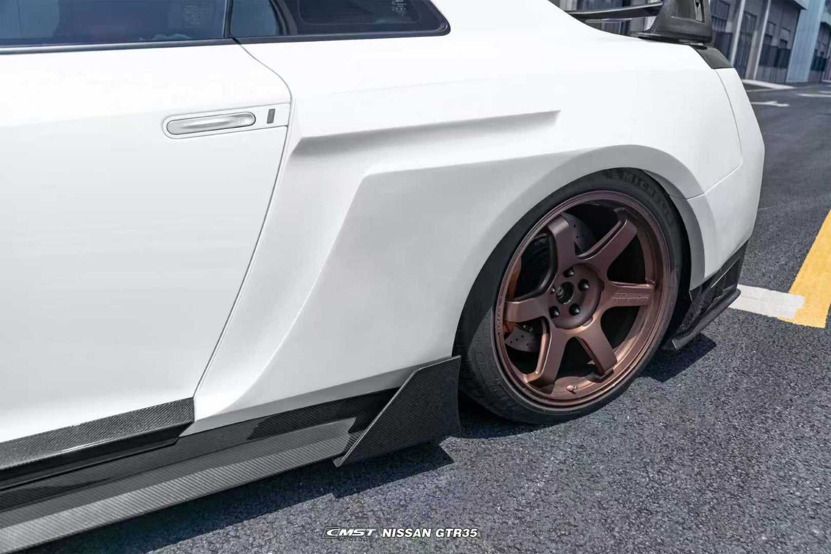 Nissan GTR R35 CBA DBA EBA 2008 2009 2010 2011 2012 2013 2014 2015 2016 2017 2018 2019 2020 2021 2022 2023 2024 with Aftermarket Parts - HORIZON Rear Quarter Panel Flares Carbon Fiber / FRP from CMST Tuning