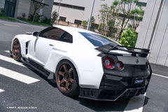 Nissan GTR R35 CBA DBA EBA 2008 2009 2010 2011 2012 2013 2014 2015 2016 2017 2018 2019 2020 2021 2022 2023 2024 with Aftermarket Parts - HORIZON Widebody Door Flare Carbon Fiber / FRP from CMST Tuning