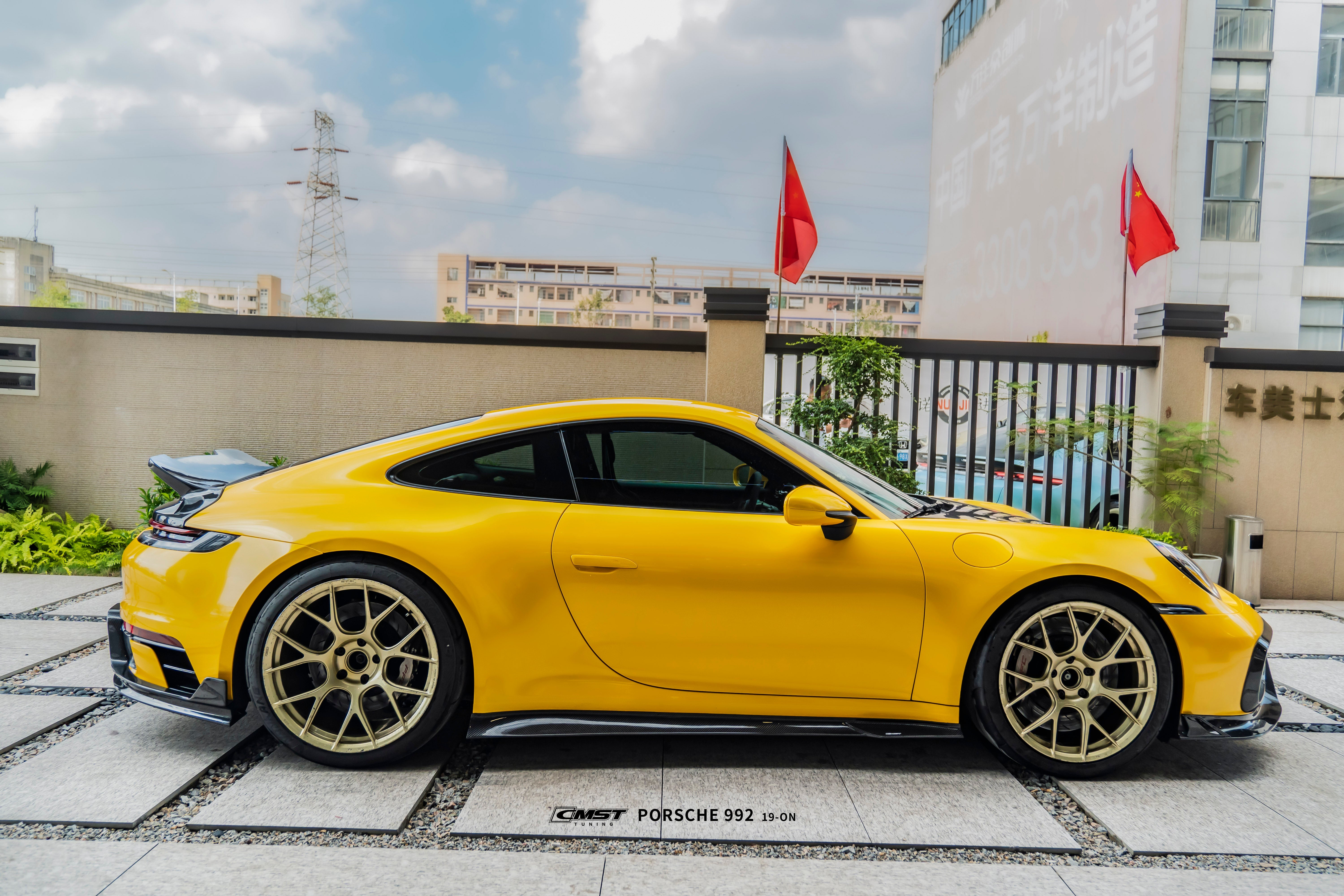 Porsche 911 992 992.1 Carerra Base/S/T/4/4S/Targa 4/Targa 4S/GTS (Sport Design Aerokit Package only) 2020 2021 2022 2023 2024 with Aftermarket Parts - Side Skirts Carbon Fiber/FRP from CMST Tuning