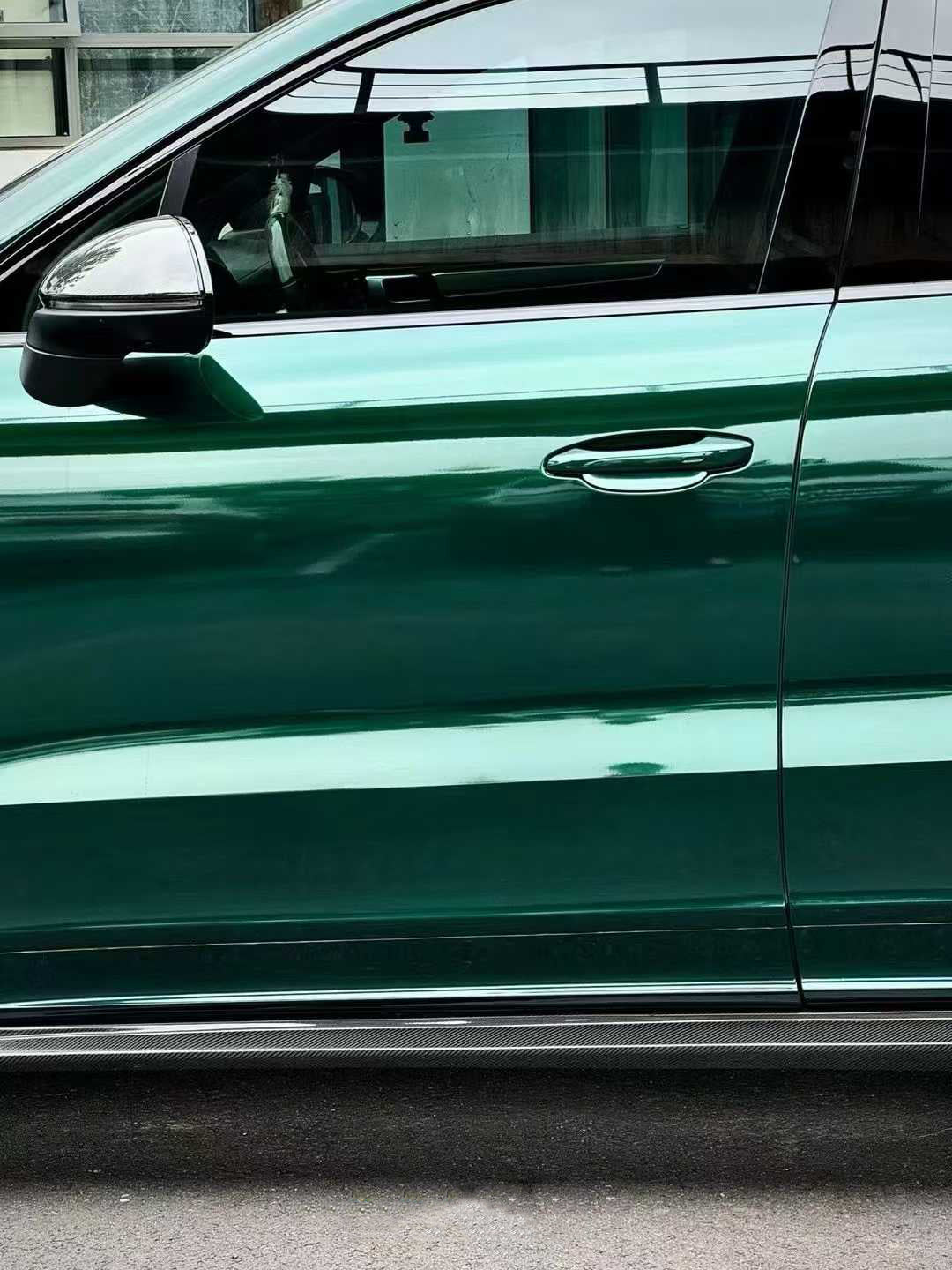 PorscheCayenne 9Y0 9Y0.1 Base/S/GTS/Turbo/Turbo S 2019-2023 & Cayenne 9Y0 9Y0.2 Base/S/GTS/Turbo/Turbo S 2024-ON & Cayenne 9Y3 9Y3.1 Base/S/GTS/Turbo/Turbo S/Turbo GT 2019-2023 & Cayenne 9Y3 9Y3.2 Base/S/GTS/Turbo/Turbo S/Turbo GT 2024-ON with Aftermarket Parts - Carbon Fiber & FRP Side Skirts from CMST Tuning