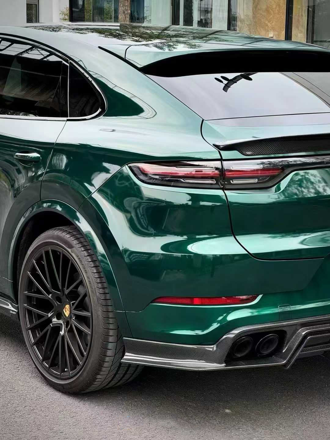 Porsche Cayenne 9Y0 9Y0.1 Base/S/GTS/Turbo/Turbo S 2019 2020 2021 2022 2023 & Cayenne 9Y0 9Y0.2 Base/S/GTS/Turbo/Turbo S 2024-On & Cayenne 9Y3 9Y3.1 Base/S/GTS/Turbo/Turbo S/Turbo GT 2019 2020 2021 2022 2023 & Cayenne 9Y3 9Y3.2 Base/S/GTS/Turbo/Turbo S/Turbo GT 2024-On with Aftermarket Parts - Wheel Arches Carbon Fiber / FRP from CMST Tuning