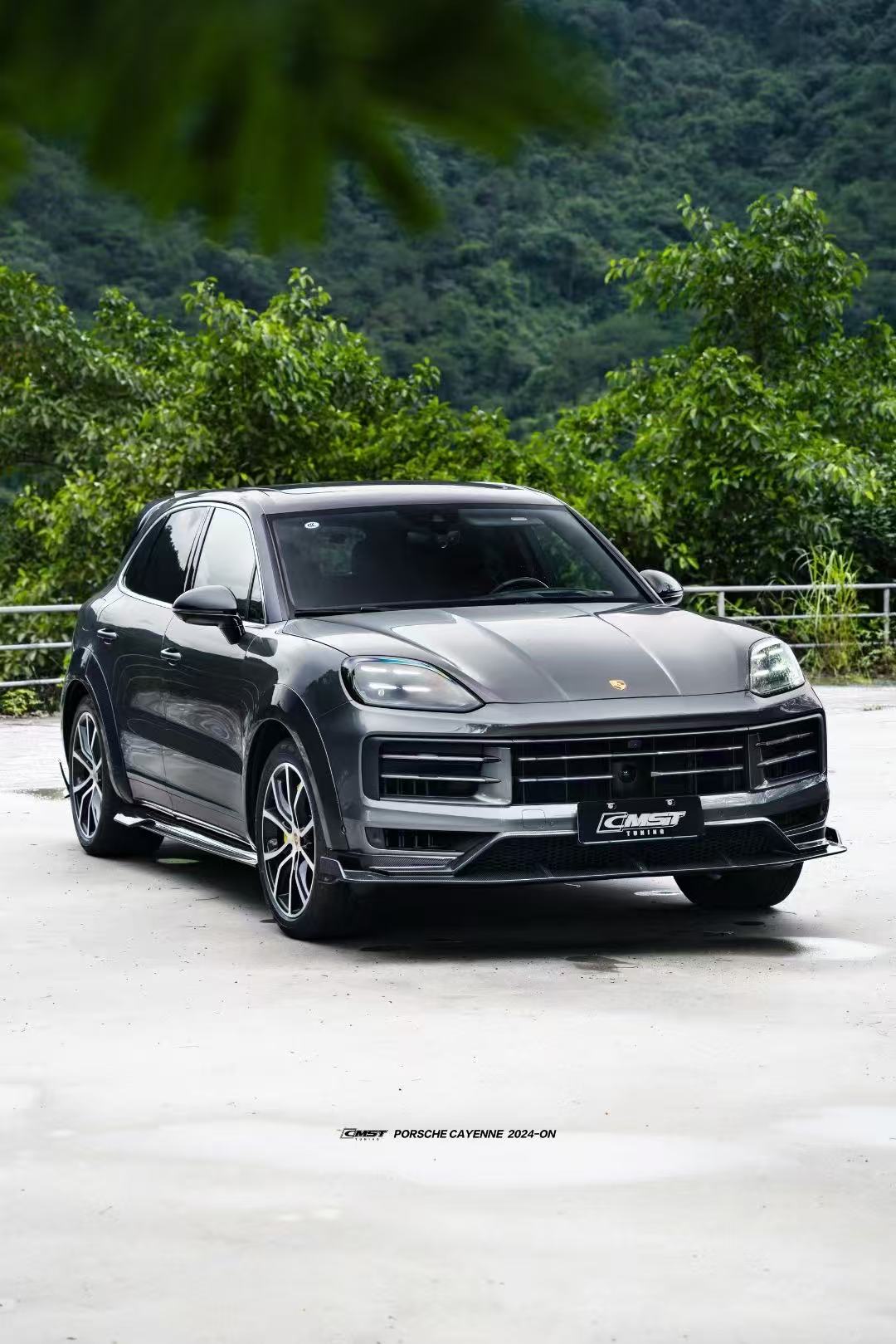 Porsche Cayenne 9Y0 9Y0.1 Base/S/GTS/Turbo/Turbo S 2019 2020 2021 2022 2023 & Cayenne 9Y0 9Y0.2 Base/S/GTS/Turbo/Turbo S 2024-ON & Cayenne 9Y3 9Y3.1 Base/S/GTS/Turbo/Turbo S/Turbo GT 2019 2020 2021 2022 2023 & Cayenne 9Y3 9Y3.2 Base/S/GTS/Turbo/Turbo S/Turbo GT 2024-ON with Aftermarket Parts - Wheel Arches Carbon Fiber / FRP from CMST Tuning