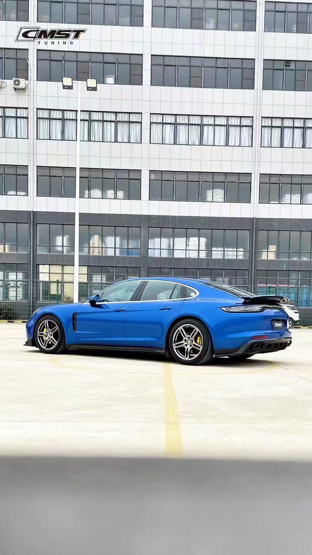 Porsche Panamera 971 971.1 RWD/Base/4/4S/GTS/Turbo/Turbo S 2017 2018 2019 2020 & Panamera 971 971.2 RWD/Base/4/4S/GTS/Turbo/Turbo S 2021 2022 2023 with Aftermarket Parts - Side Skirts Pre-preg Carbon Fiber / FRP from CMST Tuning