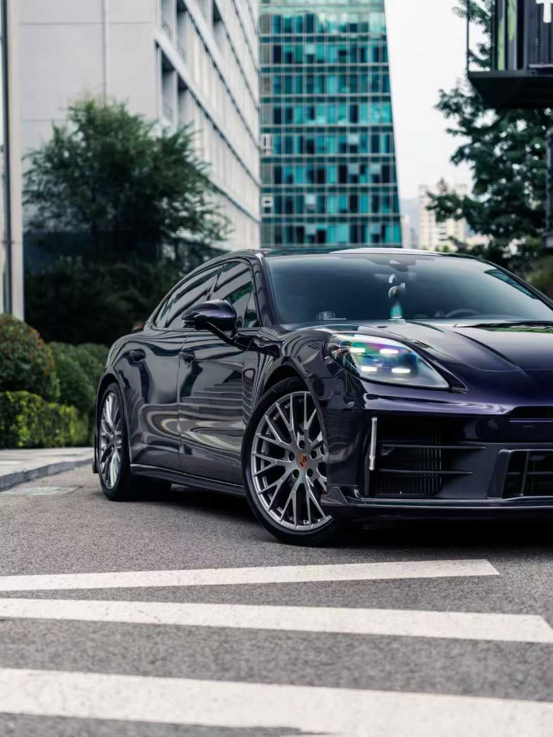  Porsche Panamera 976 Base 4 4S E-Hybird 2024 with Aftermarket Parts - Front Lip Pre-preg Carbon Fiber / FRP from CMST Tuning 
