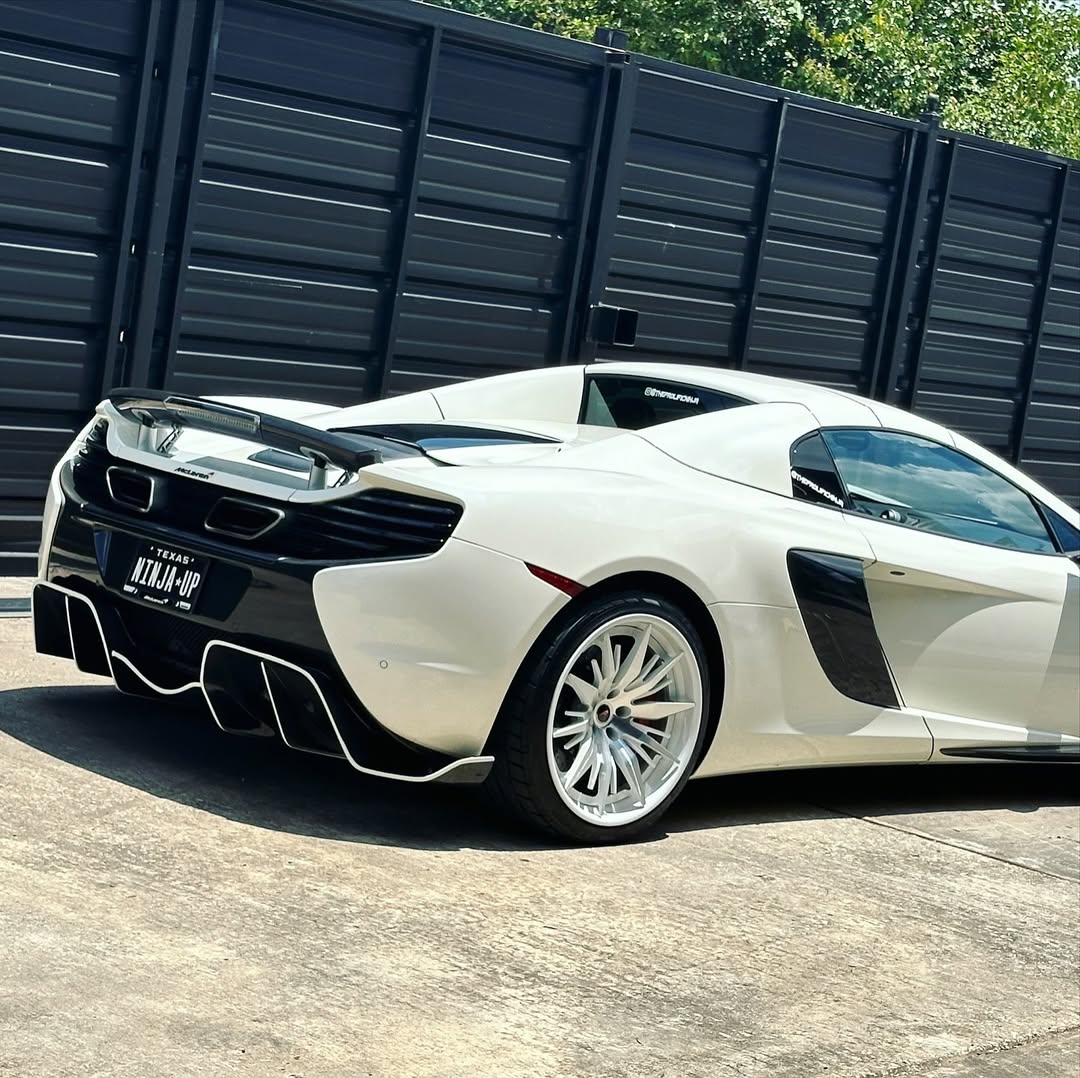 McLaren 650S 2015 2016 with Aftermarket Parts - Rear Diffuser Carbon Fiber / FRP from CMST Tuning