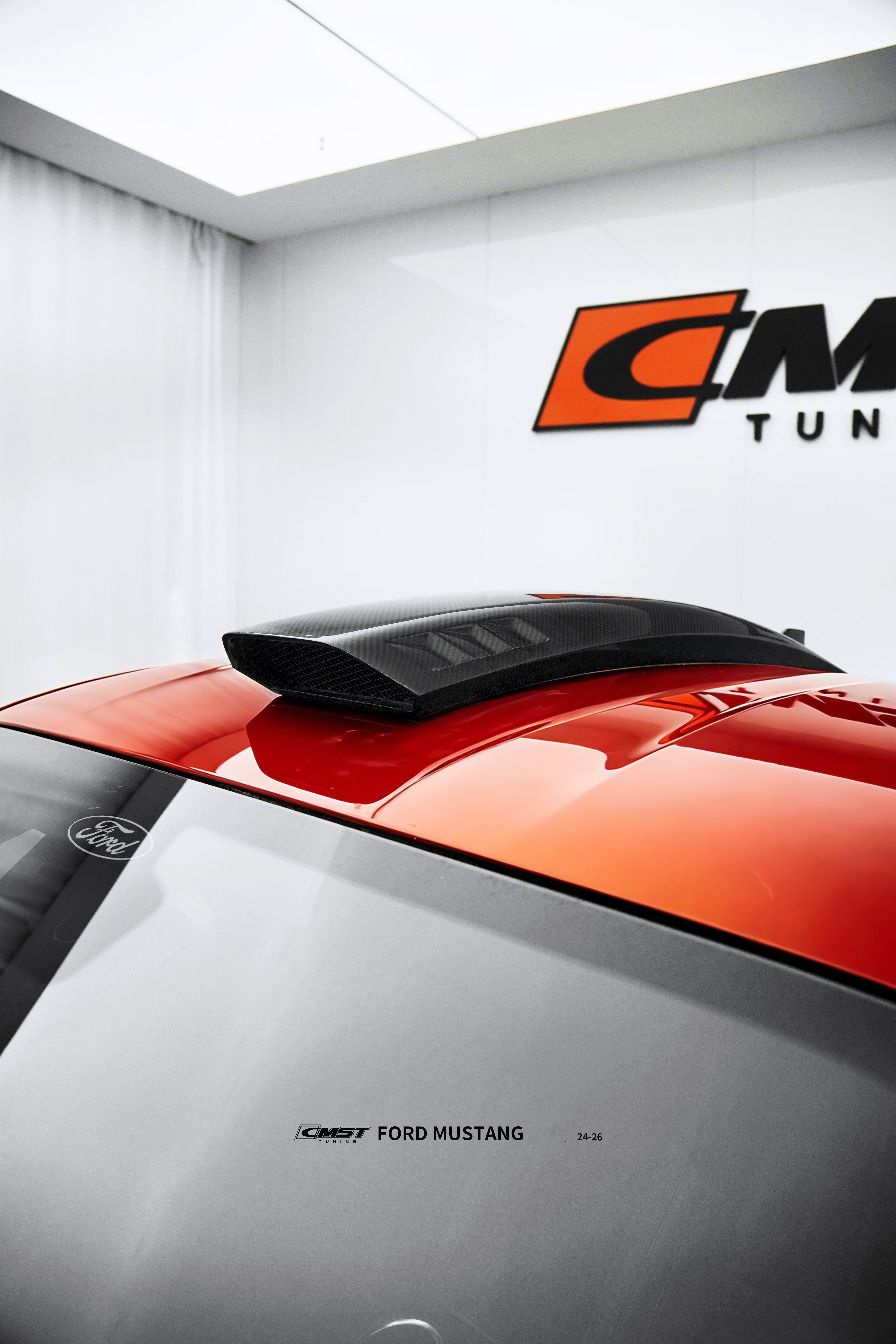 Ford Mustang S650 2.3 Ecoboost 5.0 GT Dark Horse 2024-ON with Aftermarket Parts - Roof Scoop Carbon Fiber / FRP from CMST Tuning