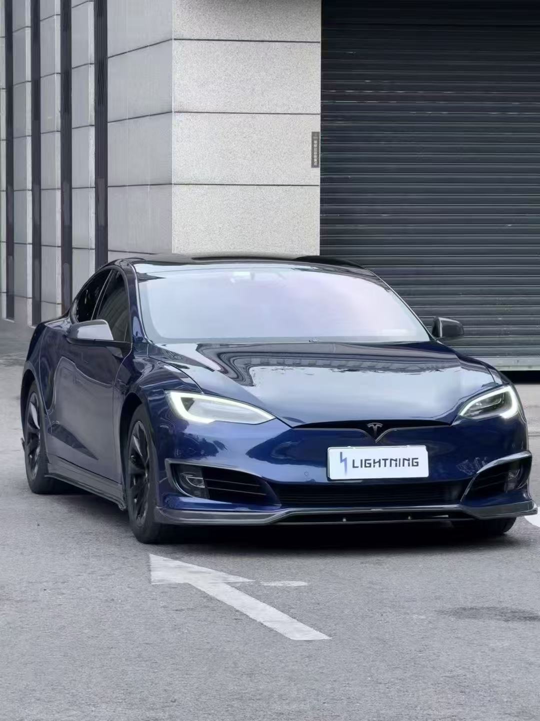 Tesla Model S 2nd Gen 2016 2017 2018 2019 2020 2021&nbsp;with Aftermarket Parts - Front Lip Splitter Carbon Fiber / FRP from CMST Tuning