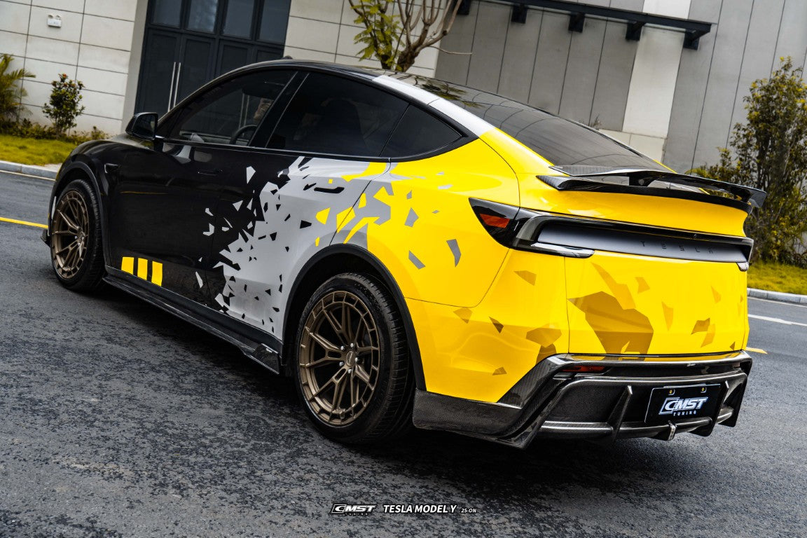 Tesla Model Y Juniper 2026-ON with Aftermarket Parts - V1 Side Skirts Carbon Fiber / FRP from CMST Tuning