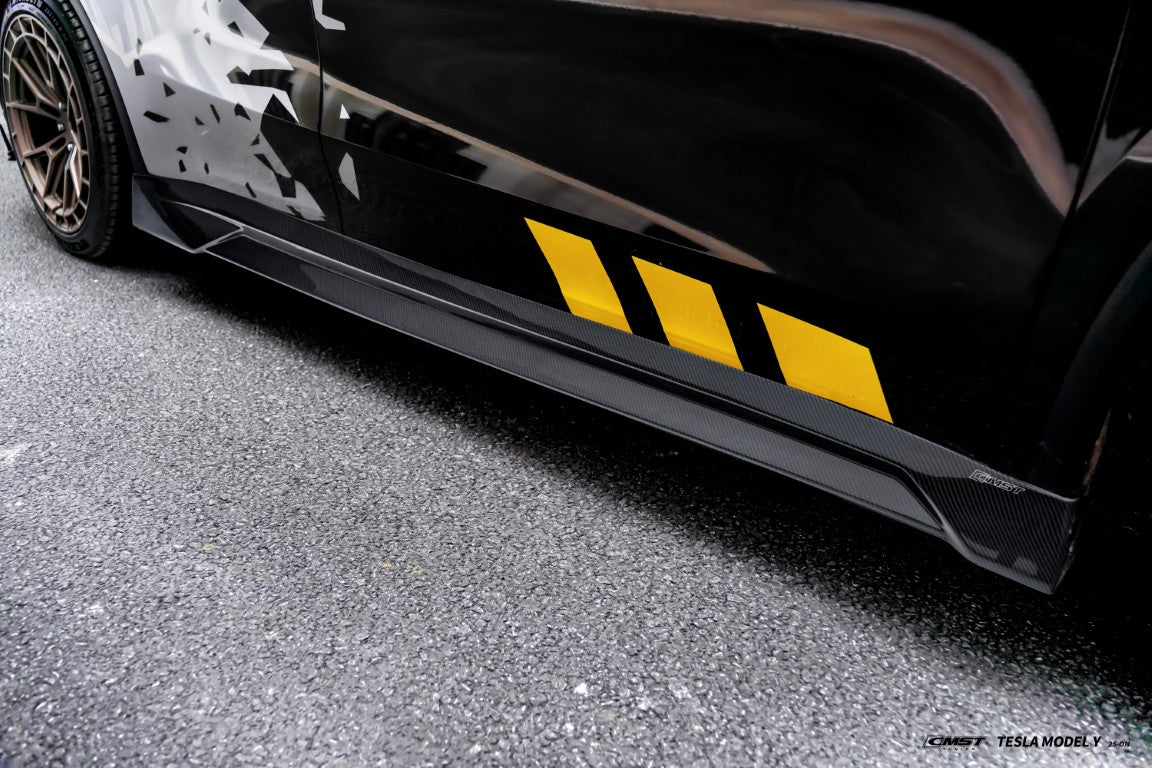 Tesla Model Y Juniper 2026-ON with Aftermarket Parts - V2 Side Skirts Carbon Fiber / FRP from CMST Tuning