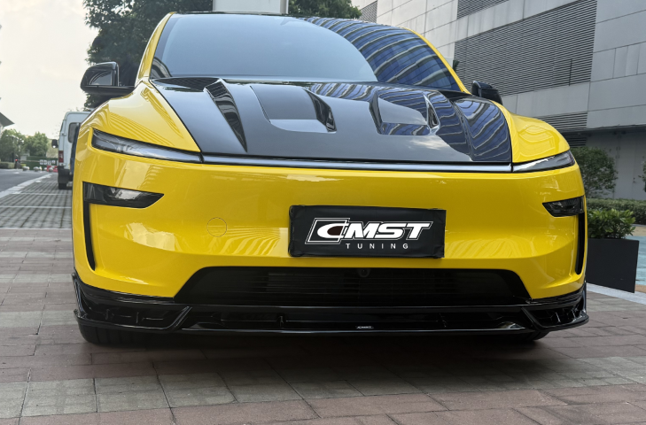 Tesla Model Y Juniper 2026-ON with Aftermarket Parts - Front Lip ABS from CMST Tuning