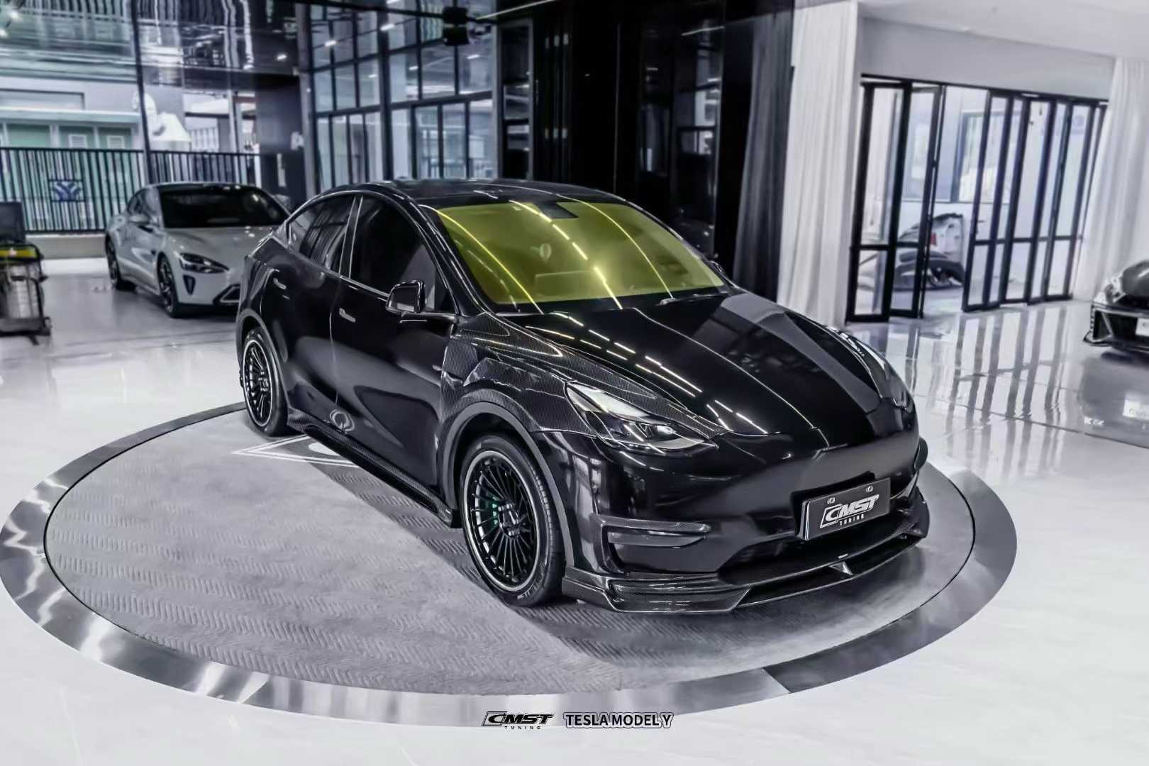 Tesla Model Y Performance AWD Long Range RWD Standard 2020-ON with Aftermarket Parts - V2 Style Side Skirts Carbon Fiber / FRP from CMST Tuning