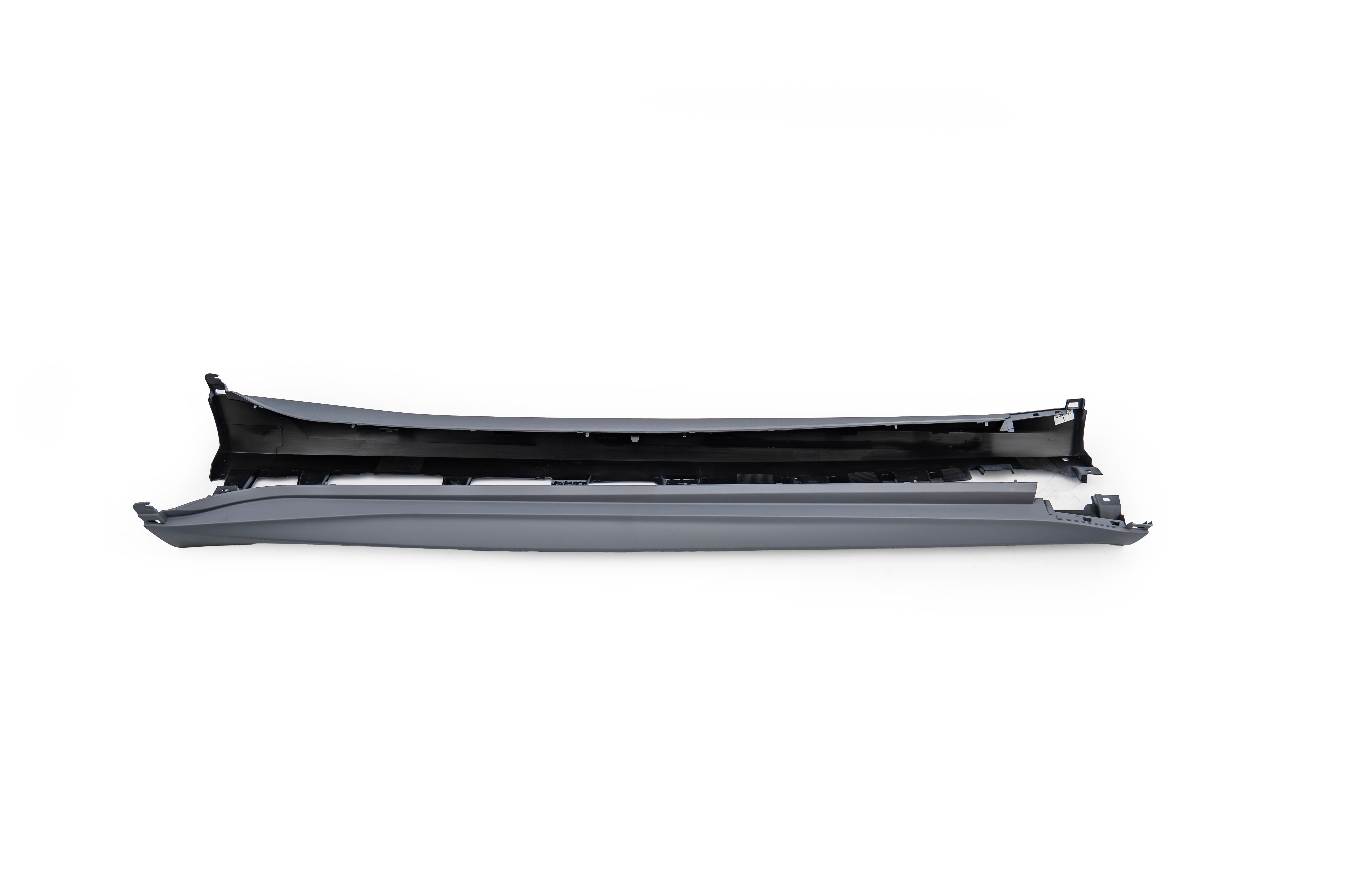 BMW X5 G05 M50i x/s Drive 40i Pre-LCI 2019 2020 2021 2022 2023 with Aftermarket Parts - 1:1 M Performance Conversion Style Side Skirts PP Polypropylene from DuPont Tech