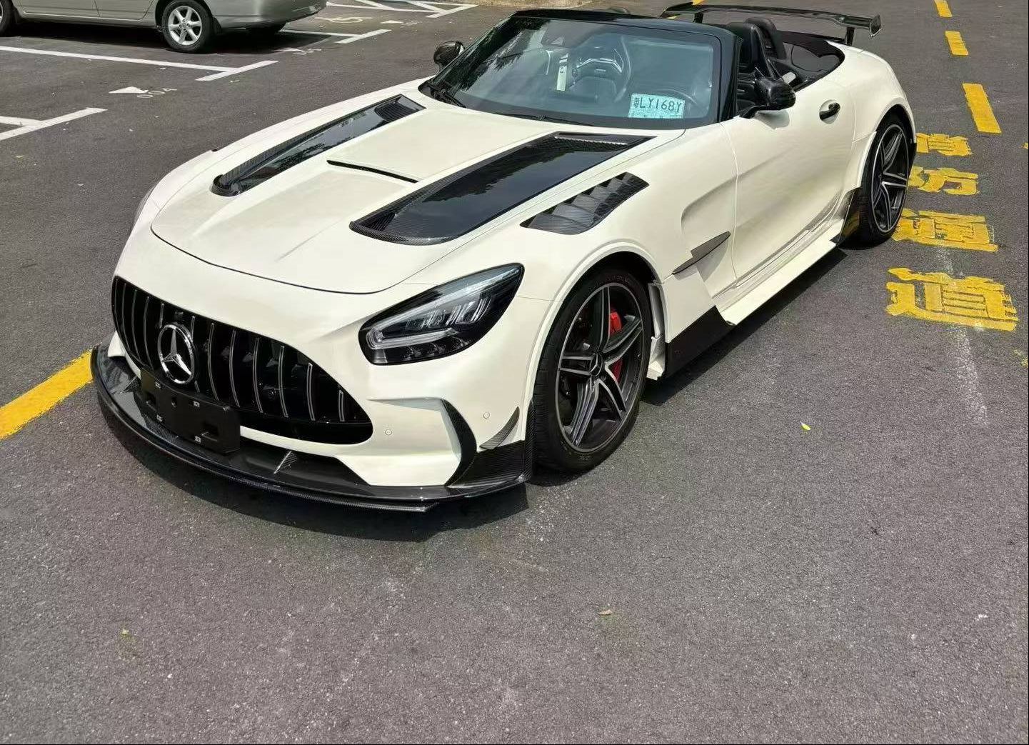 Mercedes Benz AMG GT GTS GTC GTR Pro C190 2016 2017 2018 2019 2020 2021 with Aftermarket Parts - Black Series Conversion Style Front Fenders Dry Pre-preg Carbon Fiber from DuPont Tech