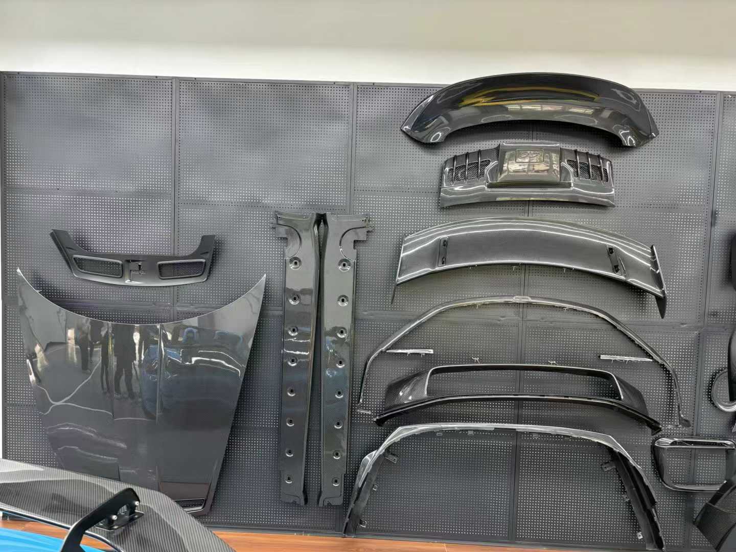 Porsche 911 992.1 Carerra Base/S/T/4/4S/GTS 2020 2021 2022 20223 2024 & 911 992.2 Carerra Base/S/T/4/4S/GTS 2025-ON GT2RS Full Conversion Kit PP Polypropylene / Dry Pre-preg Carbon Fiber from Dupont Tech