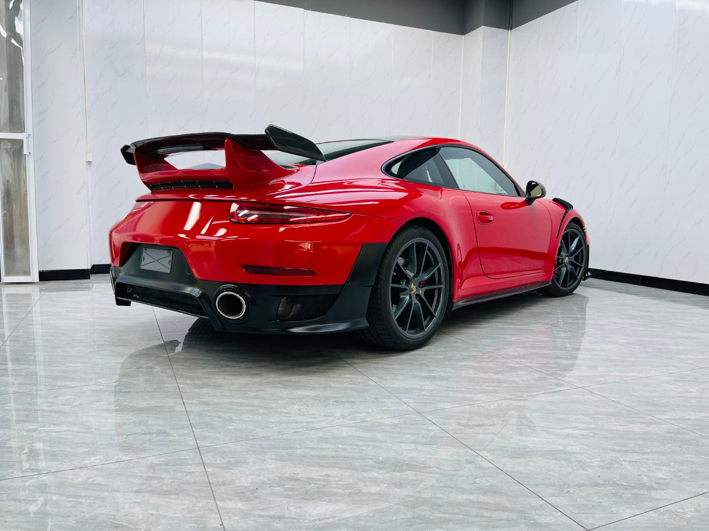Porsche 911 991.1 Carrera Base/S/T 2012 2013 2014 2015 2016 & 991.2 Carrera Base/S/T 2017 2018 2019 with Aftermarket Parts – GT2RS Conversion Style Side Skirts PP Polypropylene