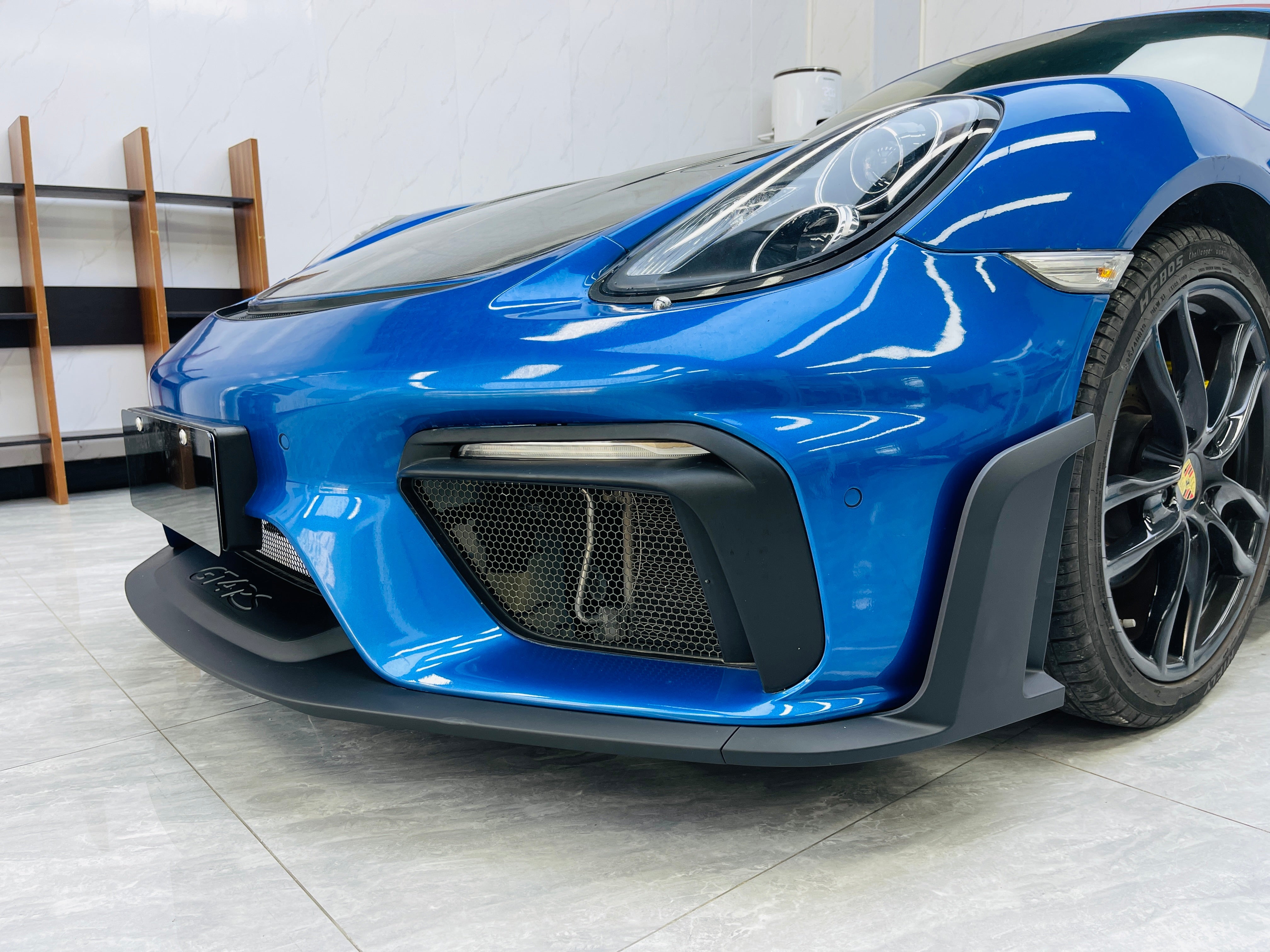 Porsche 981 Cayman & Boxster (all models, including Base / S / GTS / GT4 / Spyder) 2012 2013 2014 2015 2016 with Aftermarket Parts – GT4RS Conversion Style Front Bumper & Trims (with & without GT4RS Logo) PP Polypropylene / Dry Pre-preg Carbon Fiber from Dupont Tech