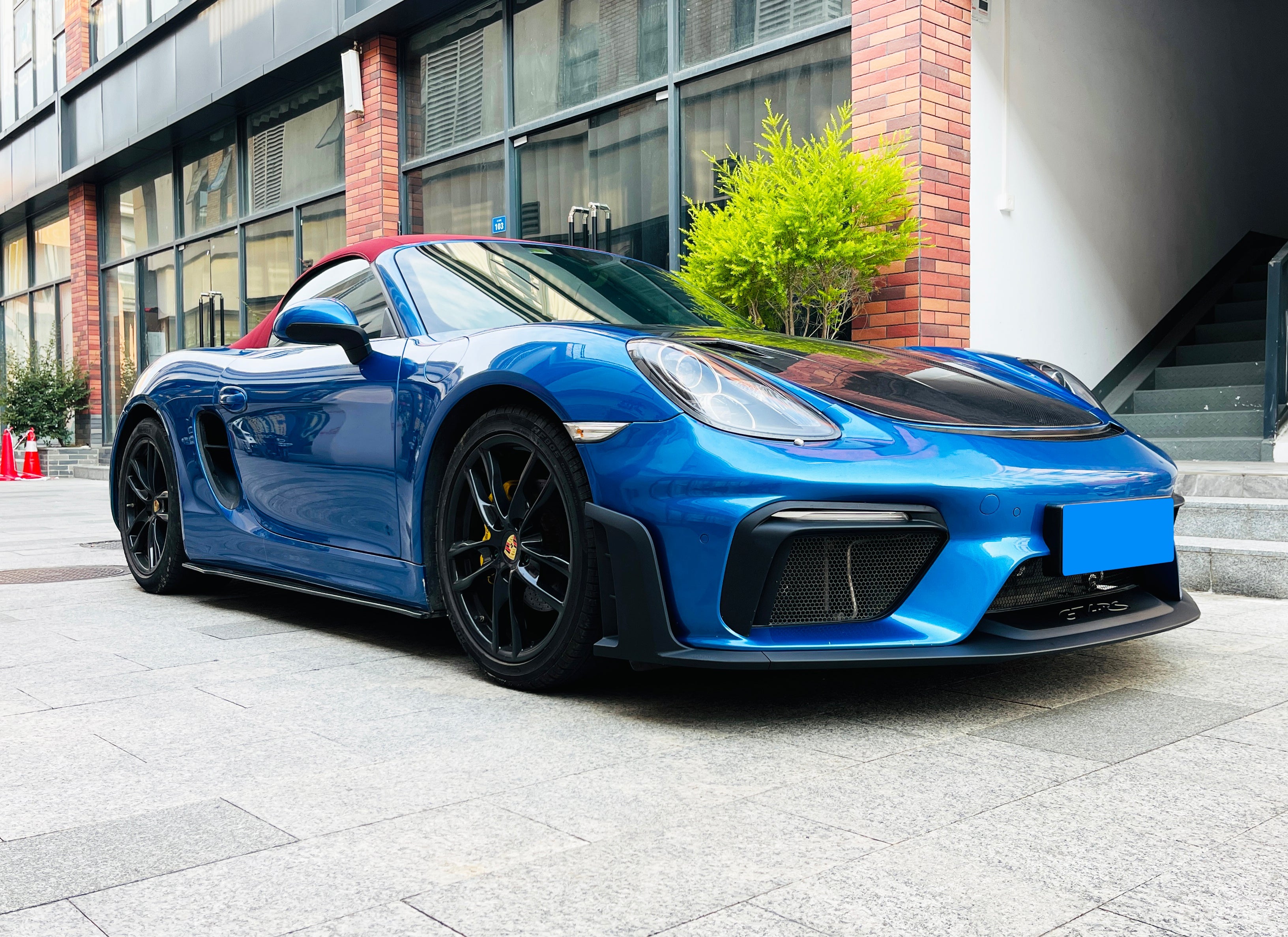 Porsche 981 Cayman & Boxster (all models, including Base / S / GTS / GT4 / Spyder) 2012 2013 2014 2015 2016 with Aftermarket Parts – GT4RS Conversion Style Front Bumper & Trims (with & without GT4RS Logo) PP Polypropylene / Dry Pre-preg Carbon Fiber from Dupont Tech