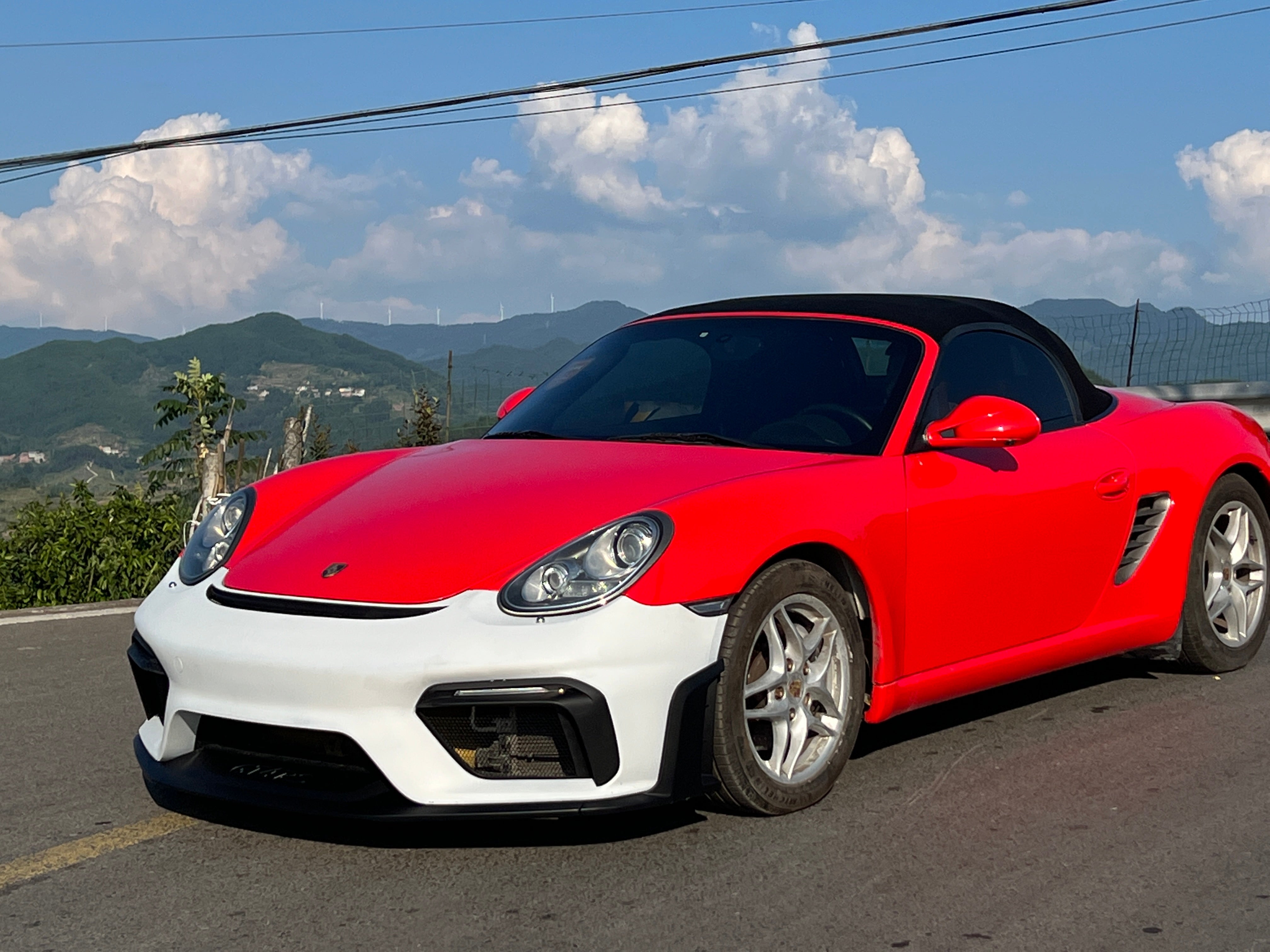 Porsche 987.1 987.2 Cayman & Boxster (all models, including Base / S / R) 2005 2006 2007 2008 2009 2010 2011 2012 with Aftermarket Parts – Spyder Conversion Style Front Bumper & Trims PP Polypropylene / Dry Pre-preg Carbon Fiber from Dupont Tech