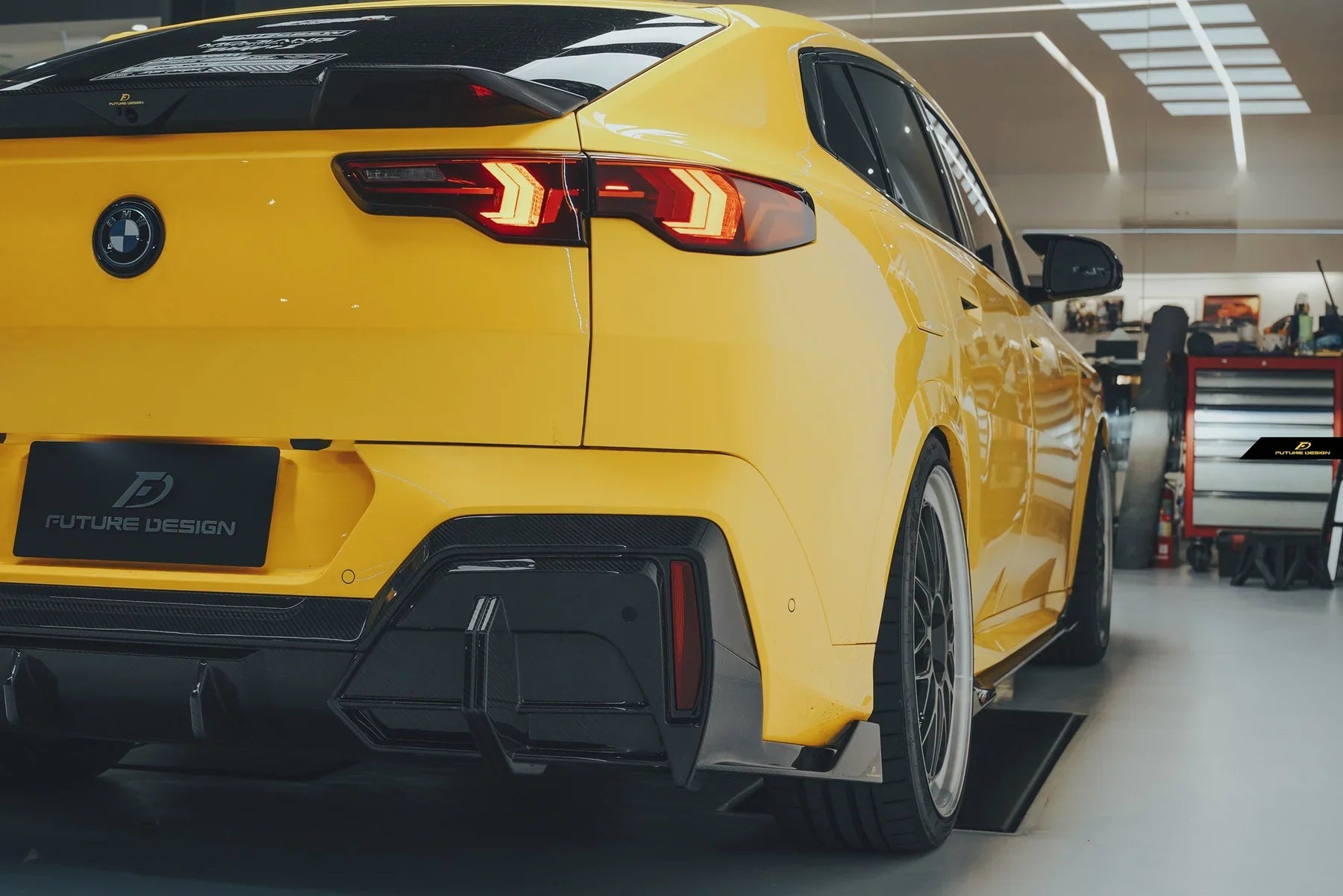 BMW X2 IX2 sDrive28i xDrive28i U10 (with M-Sport bumper) 2024-ON with Aftermarket Parts - Rear Diffuser Pre-preg Carbon Fiber / FRP from Future Design