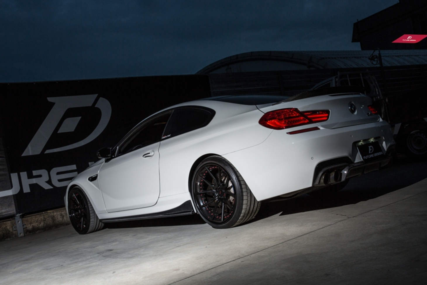 BMW M6 F06 F12 F13 2013 2014 2015 2016 2017 2018 2019 with Aftermarket Parts - 3D Style Side Skirts Carbon Fiber / FRP