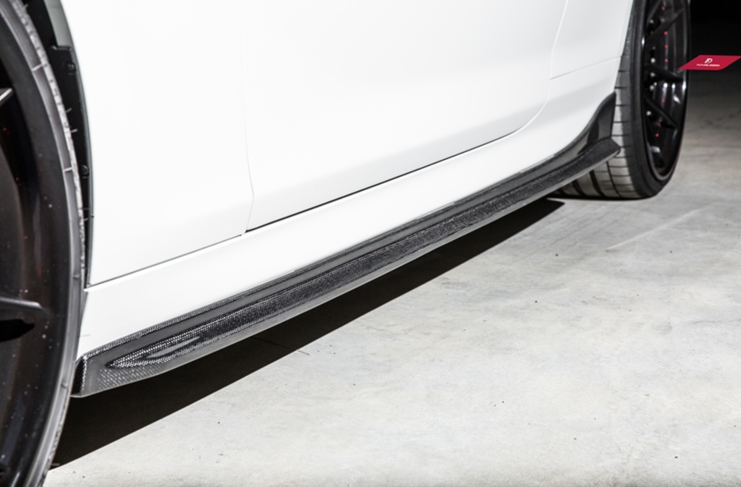 BMW M6 F06 F12 F13 2013 2014 2015 2016 2017 2018 2019 with Aftermarket Parts - 3D Style Side Skirts Carbon Fiber / FRP