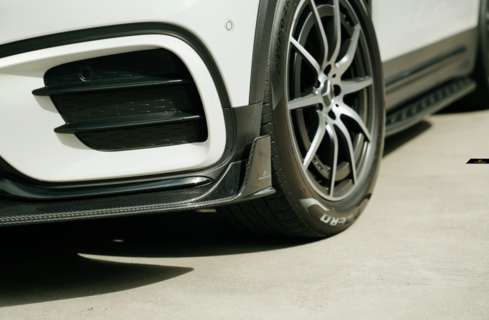 Mercedes Benz X247 GLB250 AMG / GLB35 AMG 2024-ON with Future Design Carbon's Aftermarket Parts - Front Lip Dry Pre-preg Carbon Fiber / FRP