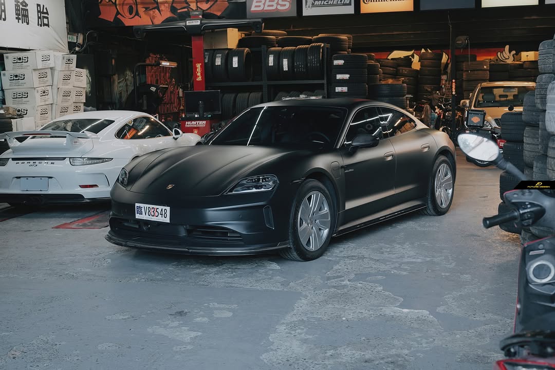 Future Design FD Carbon Fiber SIDE SKIRTS for Porsche Taycan Base & 4S & Turbo & Turbo S - Performance SpeedShop