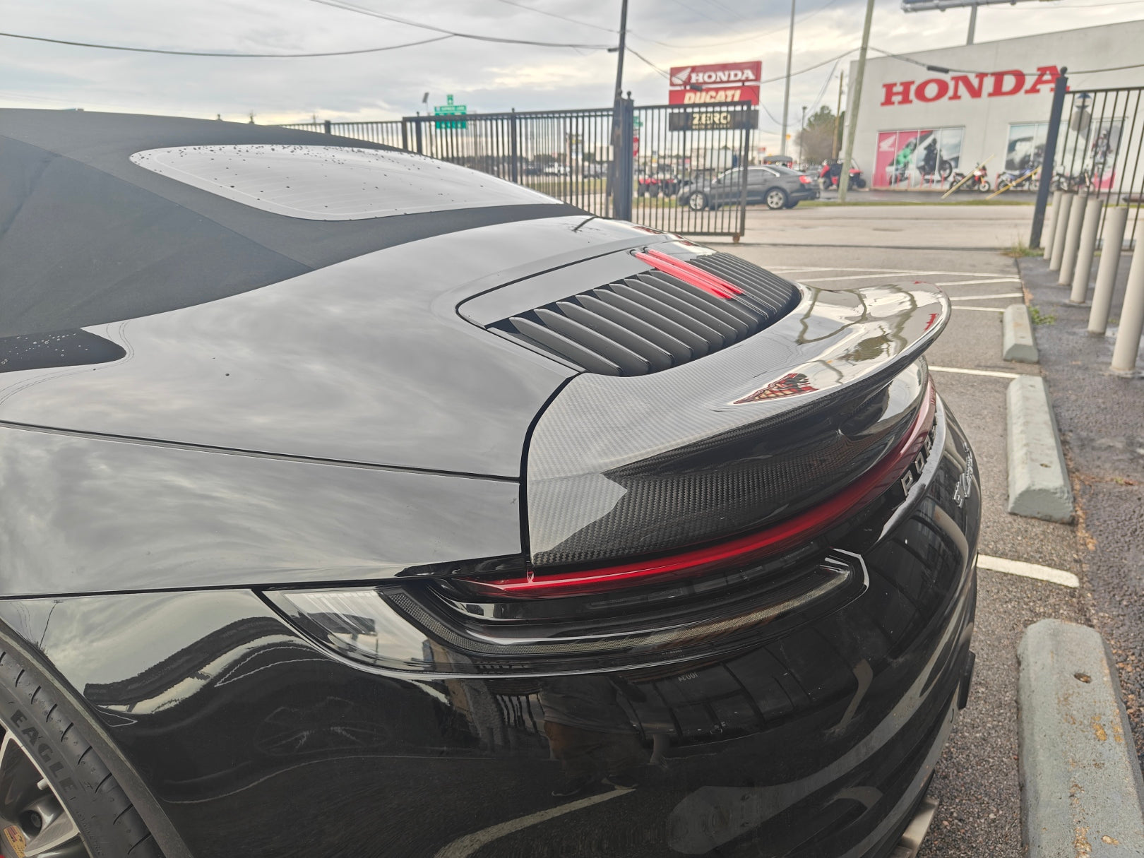  Porsche 911 992.1 Carrera Base/S/T/4/4S/Targa 4/Targa 4S/GTS 2020-2024 & Porsche 911 992.2 Carerra Base/T/S/4S/GTS/4GTS/Targa 4S/4GTS 2025-ON with Future Design Carbon's Aftermarket Parts - V2 Ducktail Spoiler Carbon Fiber