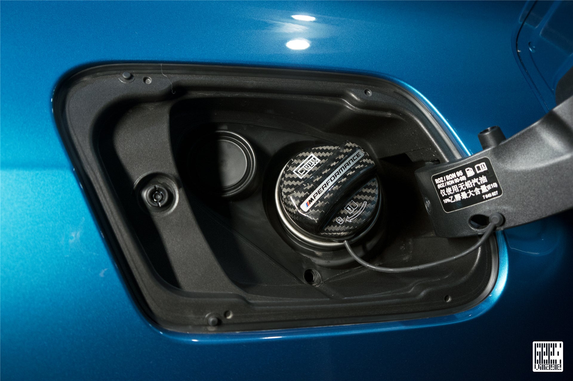 BMW M3 M3C M3CS F80 F81 2014 2015 2016 2017 2018 & M4 M4C M4CS M4CSL F82 F83 2014 2015 2016 2017 2018 2019 2020 with Aftermarket Parts - MP M Performance Style Fuel Filler Cap Carbon Fiber from Geex Village
