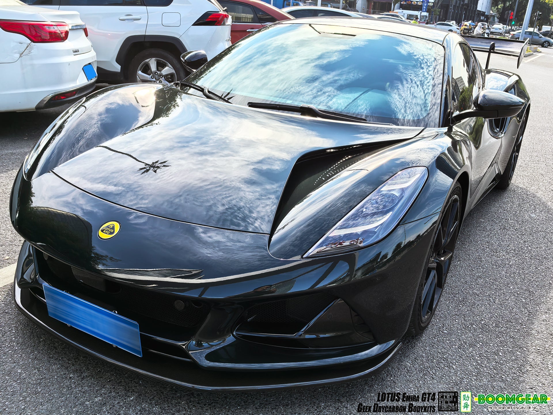 Lotus Emira 3.6 V6 2.0 Four-cylinder 2022-ON with Aftermarket Parts - GT4 Style Front Lip Carbon Fiber from Geex Village