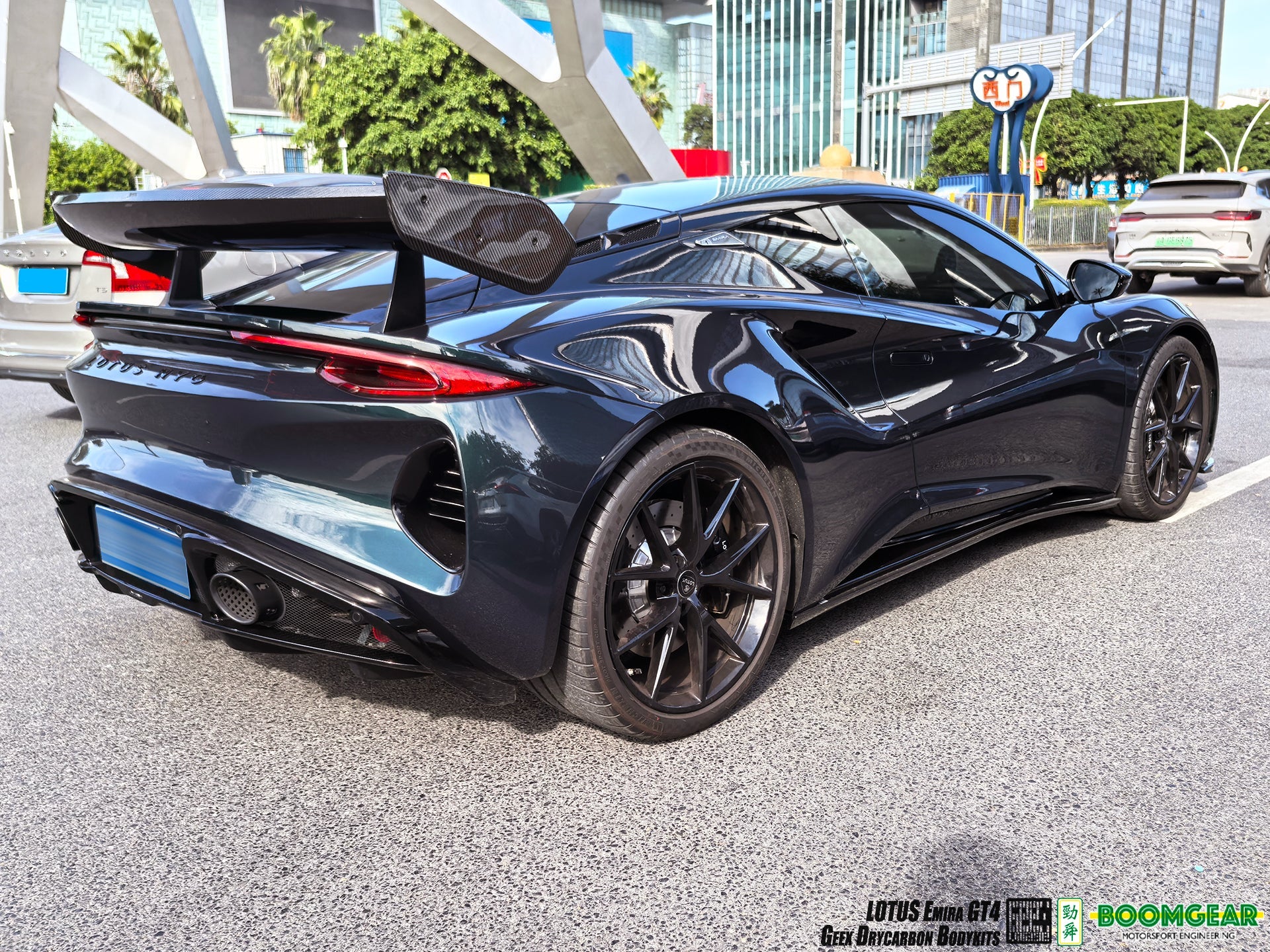 Lotus Emira 3.6 V6 2.0 Four-cylinder 2022-ON with Aftermarket Parts - GT4 Style Side Skirts Carbon Fiber from Geex Village