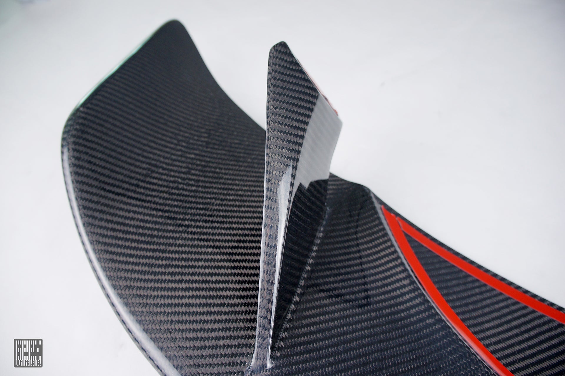 MINI Cooper JCW (John Cooper Works) S Base F56 LCI 2022-ON with Aftermarket Parts - Rear Roof Spoiler Carbon Fiber/FRP from Geex Village