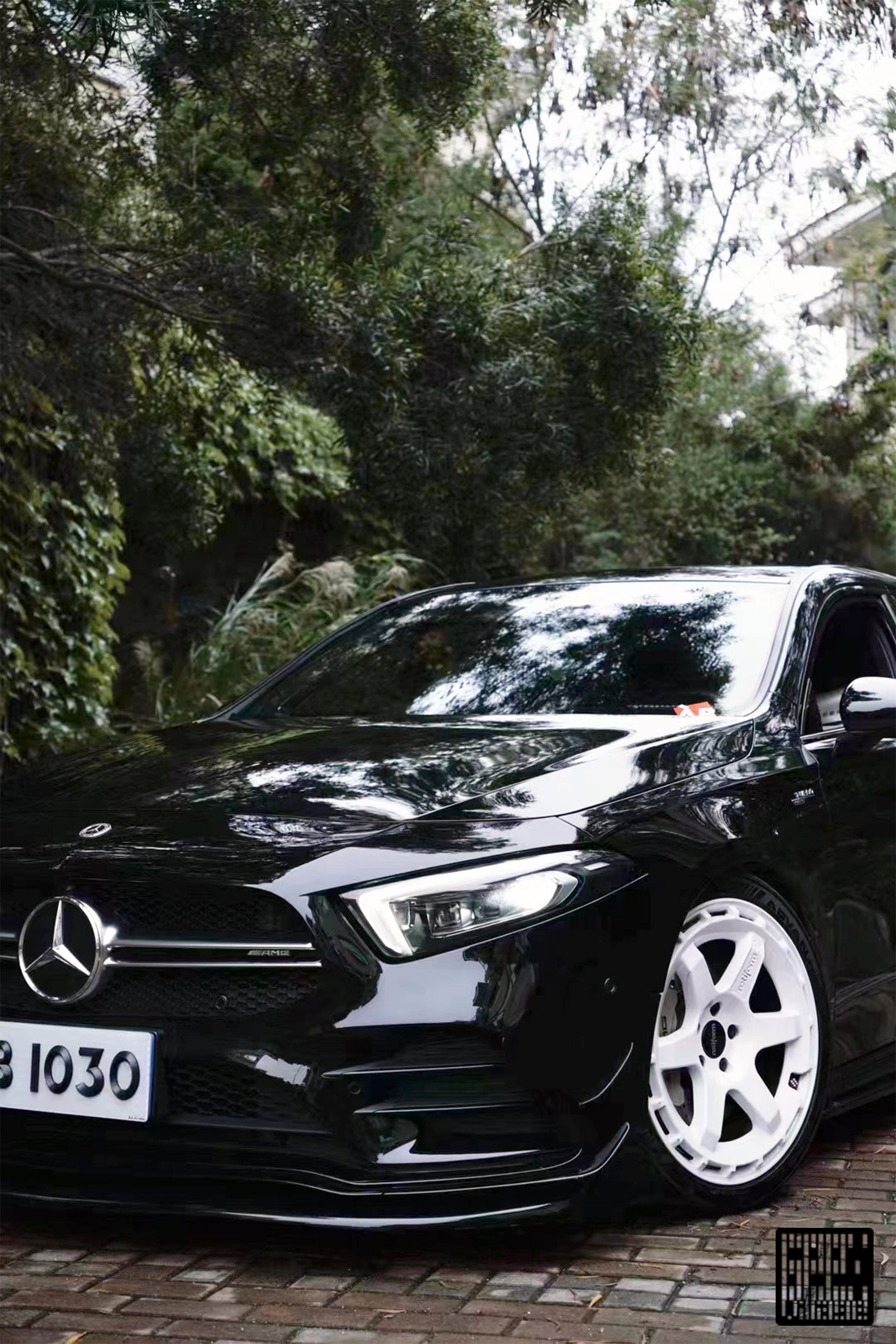 Mercedes Benz A-Class A220 (with sport-package bumper) /A35 /A35L W177 V177 2019-ON with Aftermarket Parts - Punkt Style Front Lip Carbon Fiber from Geex Village

